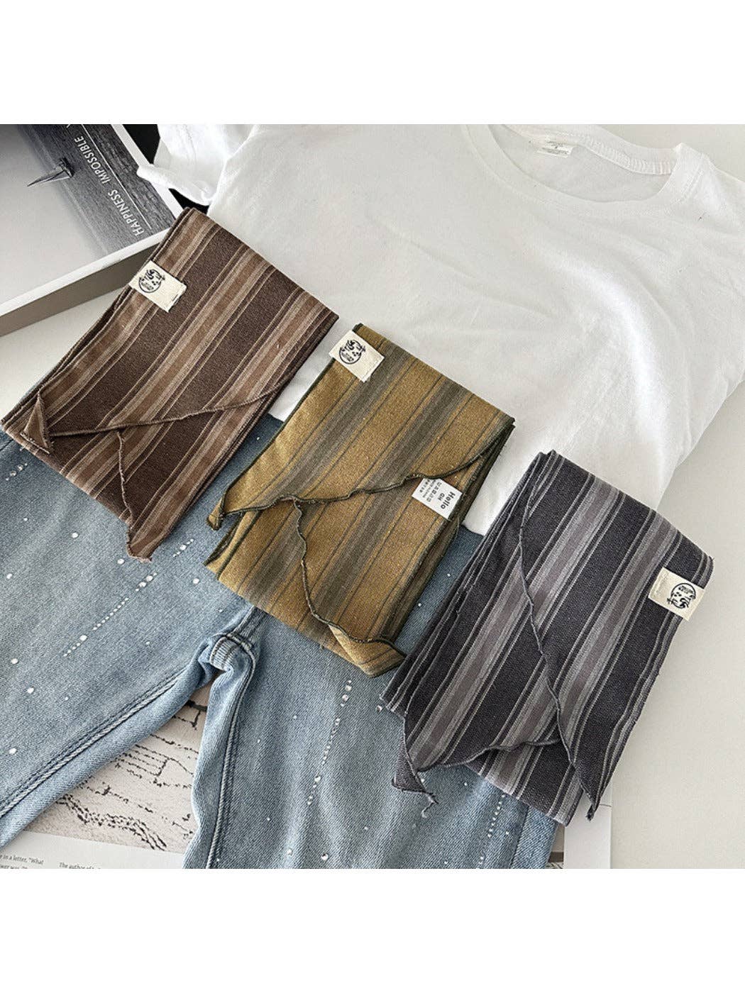 Scarvii - Vintage Striped Triangle Scarf