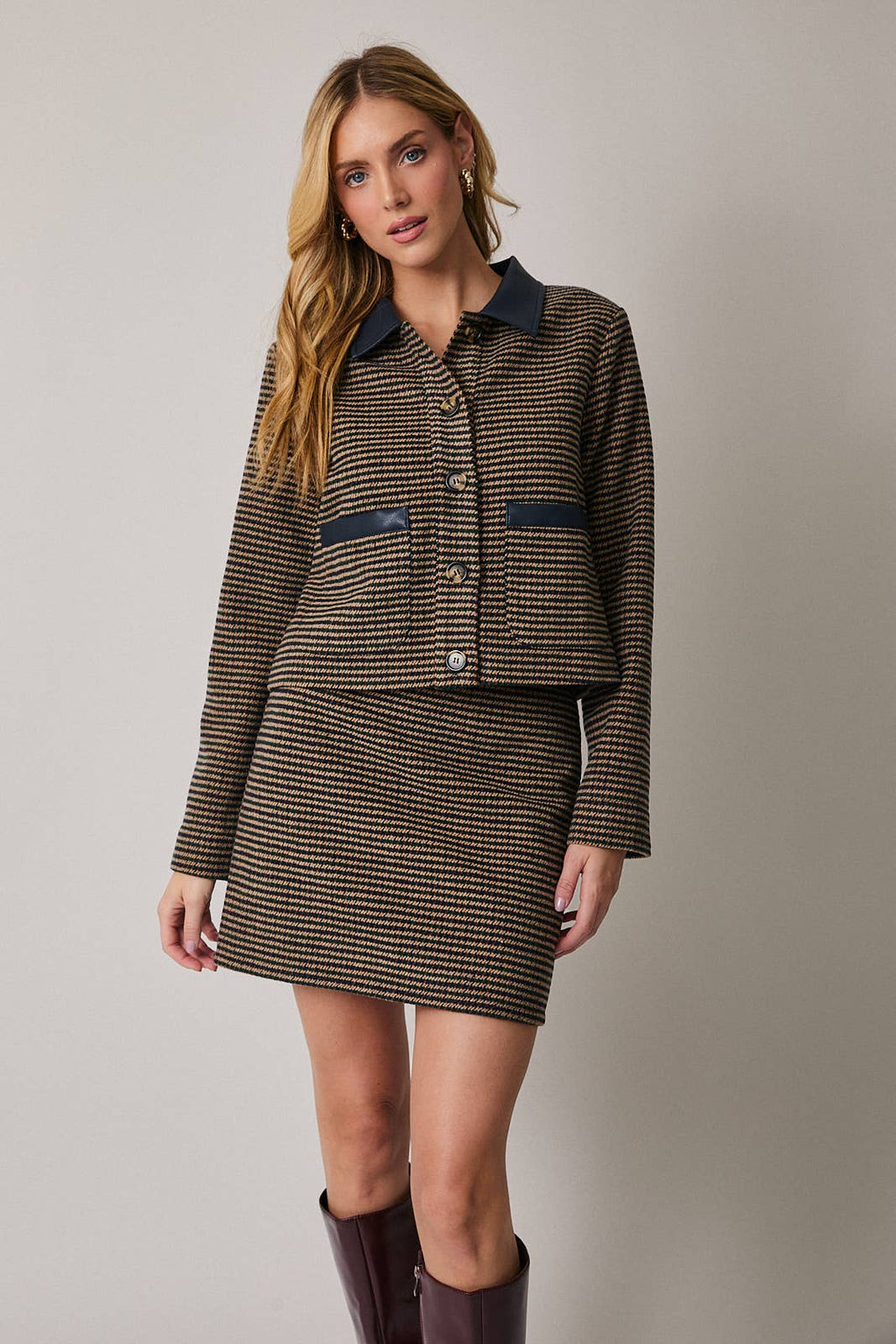HOUNDSTOOTH SHORT BARN JACKET