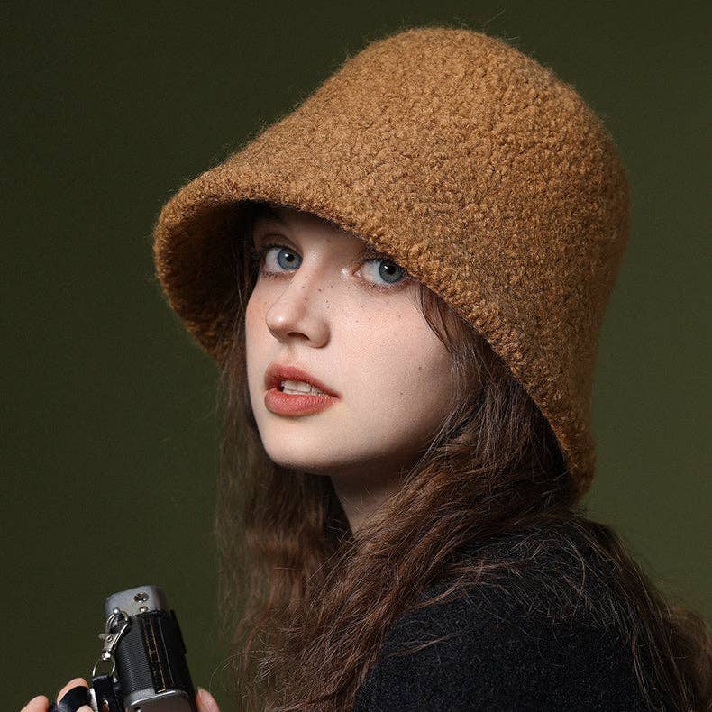 Haila - Elegant Bucket Hat for Fall and Winter