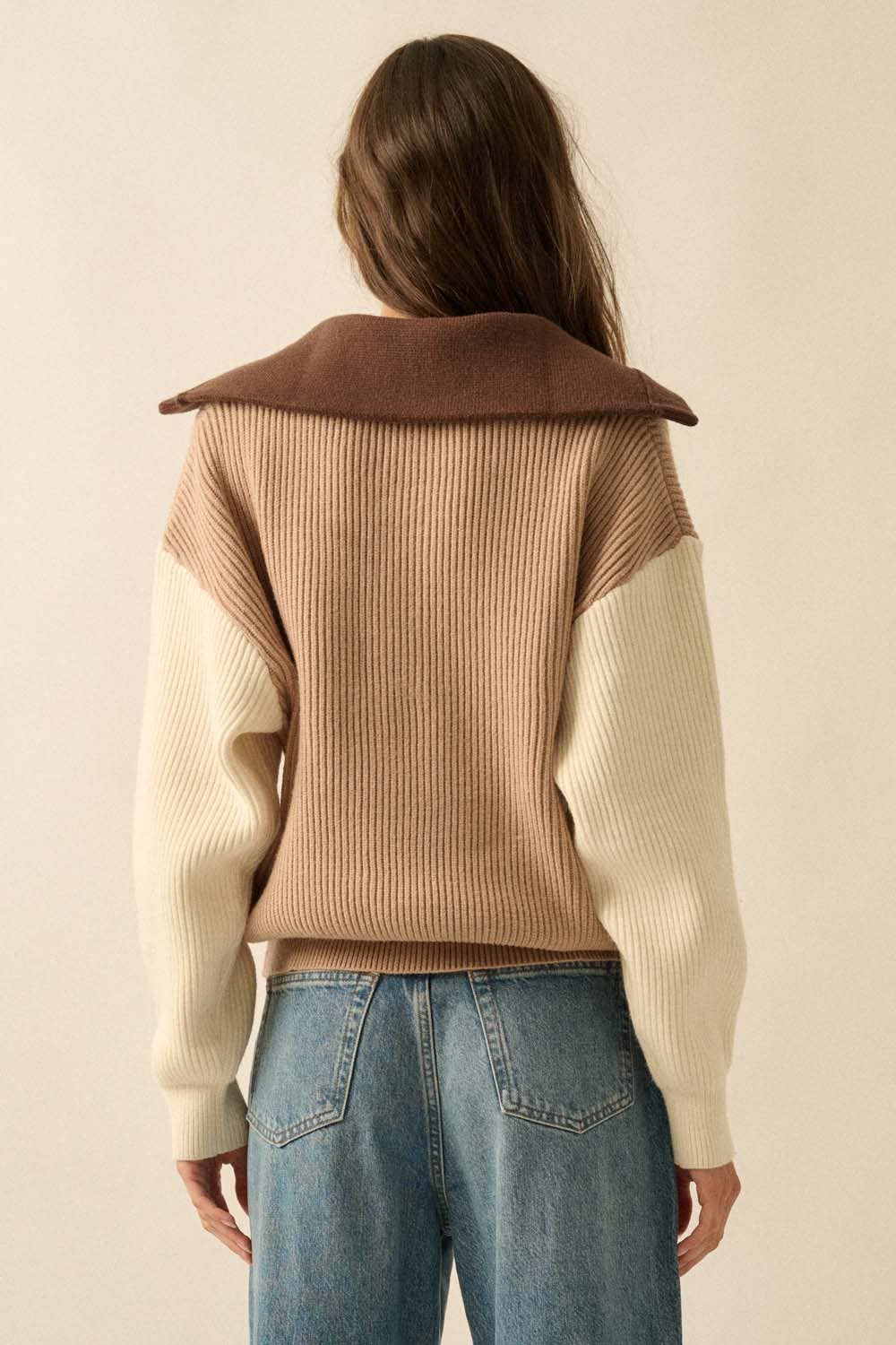 Colorblock Ribbed Knit Flap-Collar V-Neck Sweater