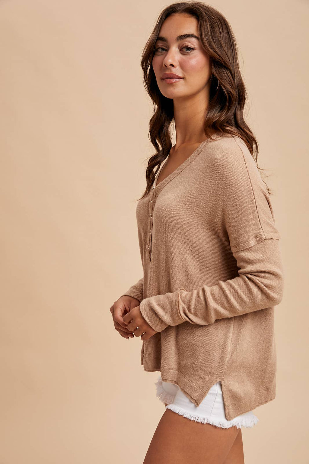 LONG SLEEVE SNAP HENLEY