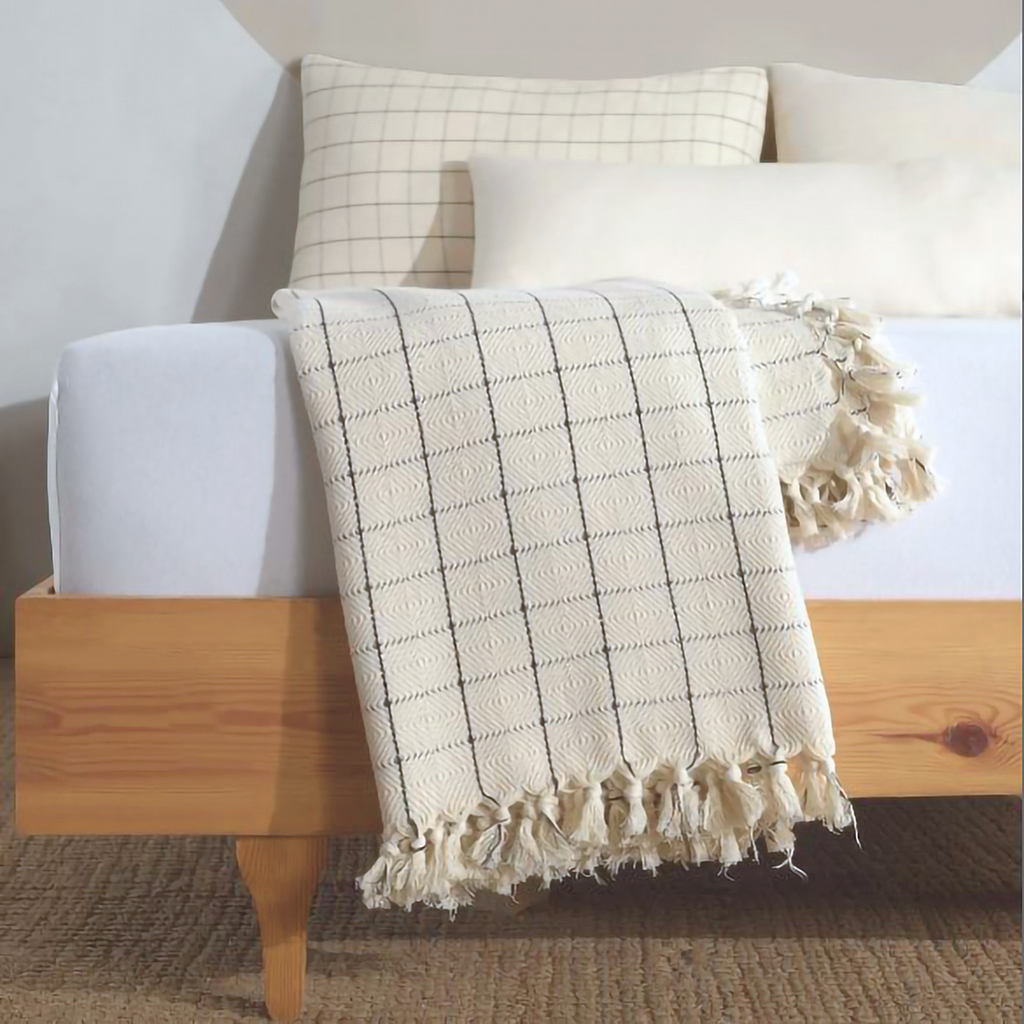 Cream Checkered Farmhouse Throw Blanket & Bedspread