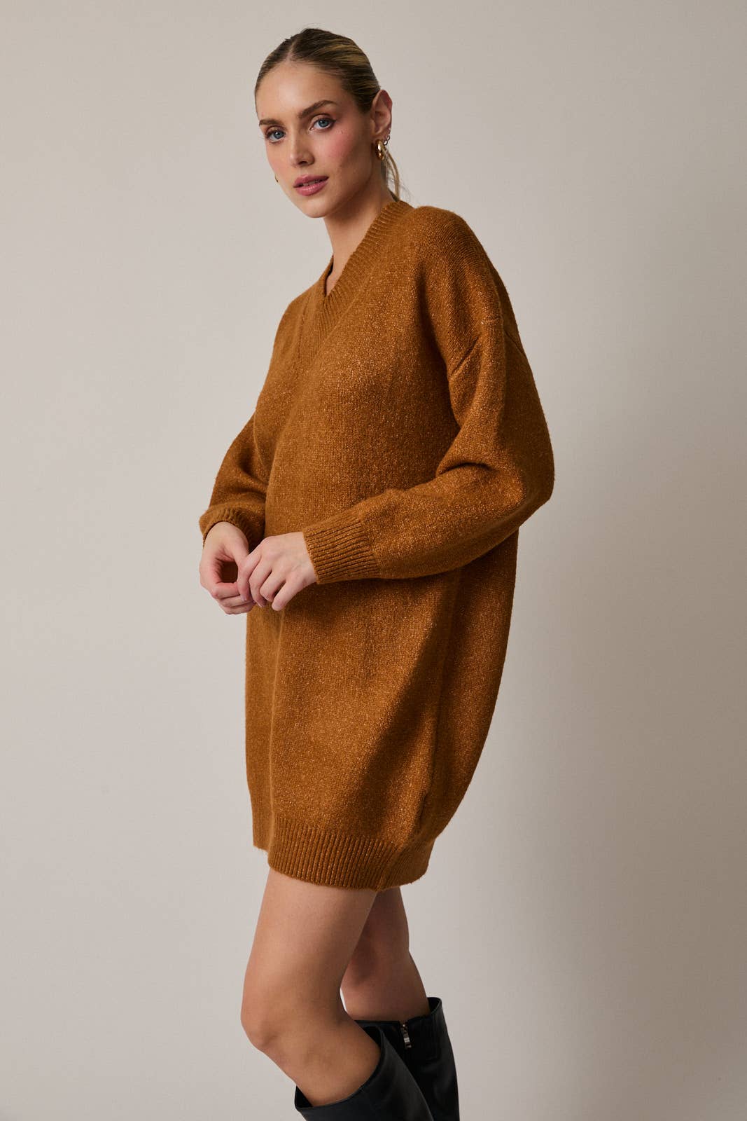 V-NECK LONG SLEEVE TUNIC SWEATER DRESS