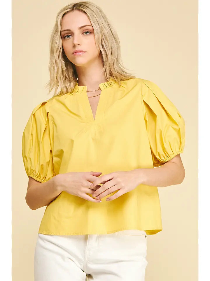 Short Sleeve V-Neck Woven Top - 4663T