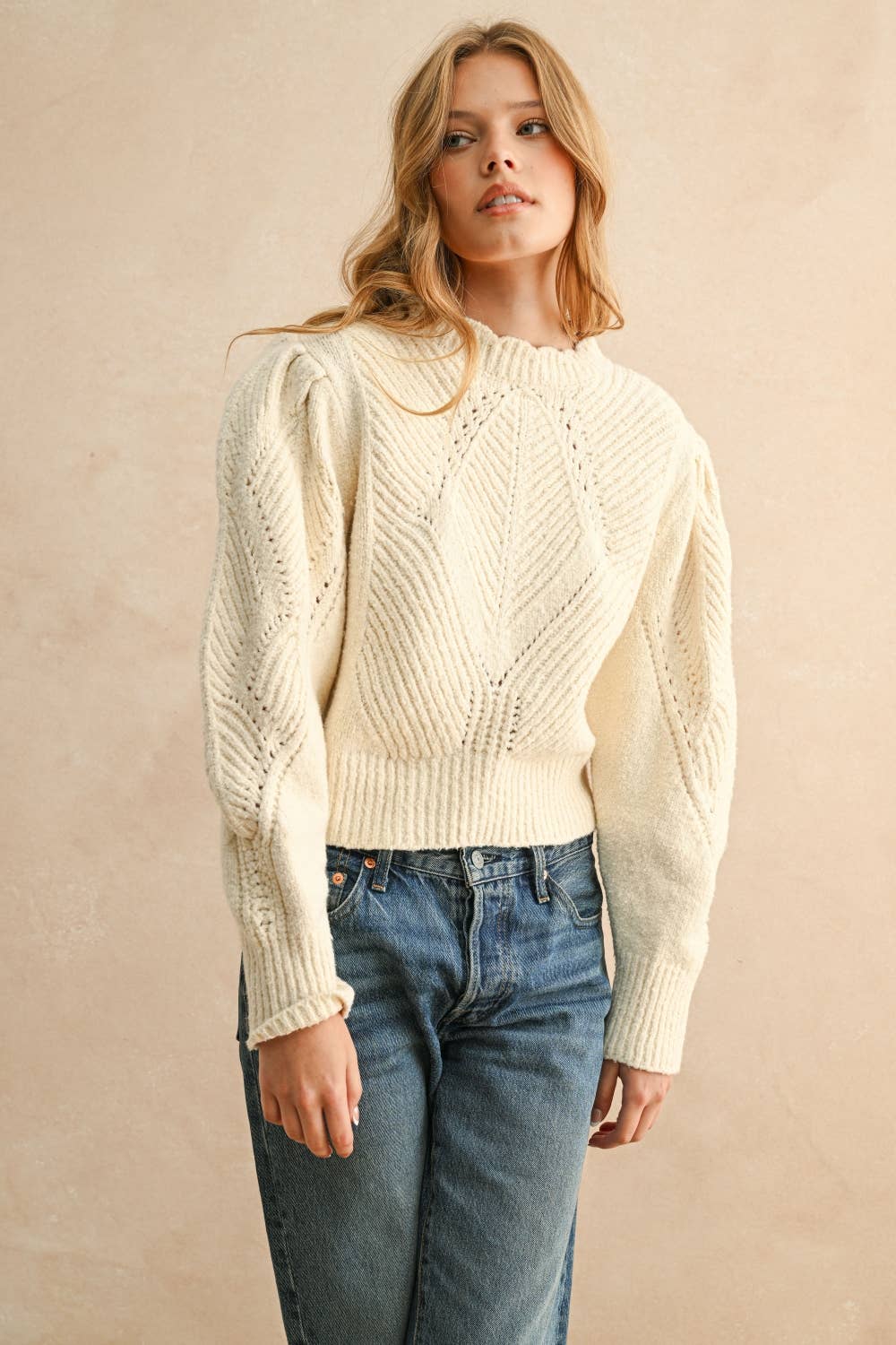 SCALLOP DETAILED PUFF SHOULDER SWEATER TOP