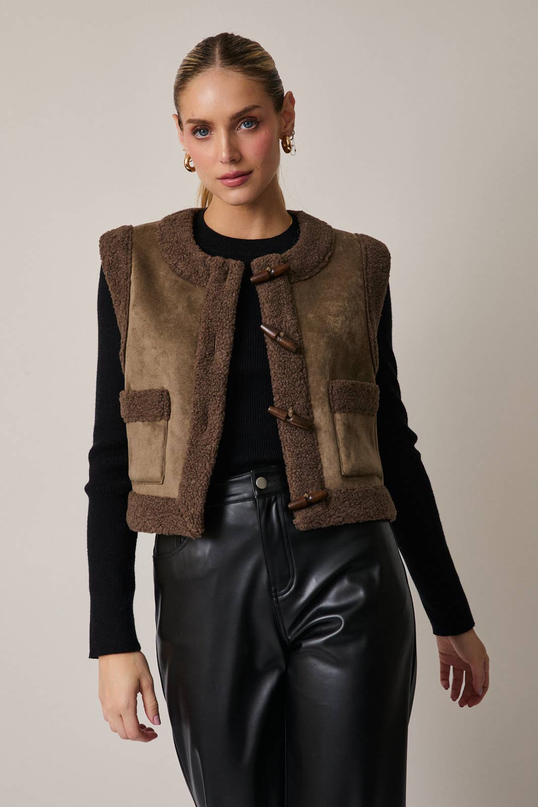 SUEDE & SHERPA BONDING VEST OUTERWEAR