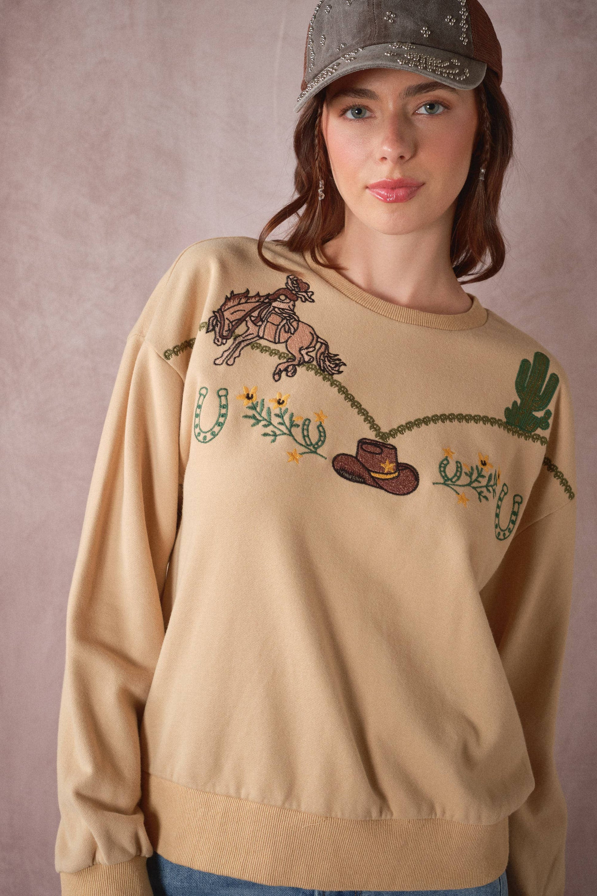 Western Embroidered Terry Pullover