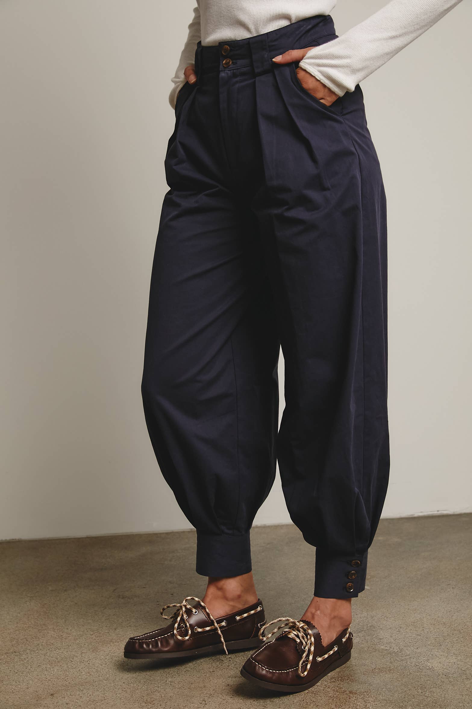 Pleated Cuff Button Tapered Pants