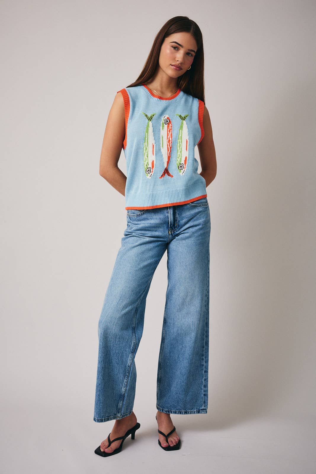 ROUND NECK 'FISH' GRAPHIC SWEATER VEST