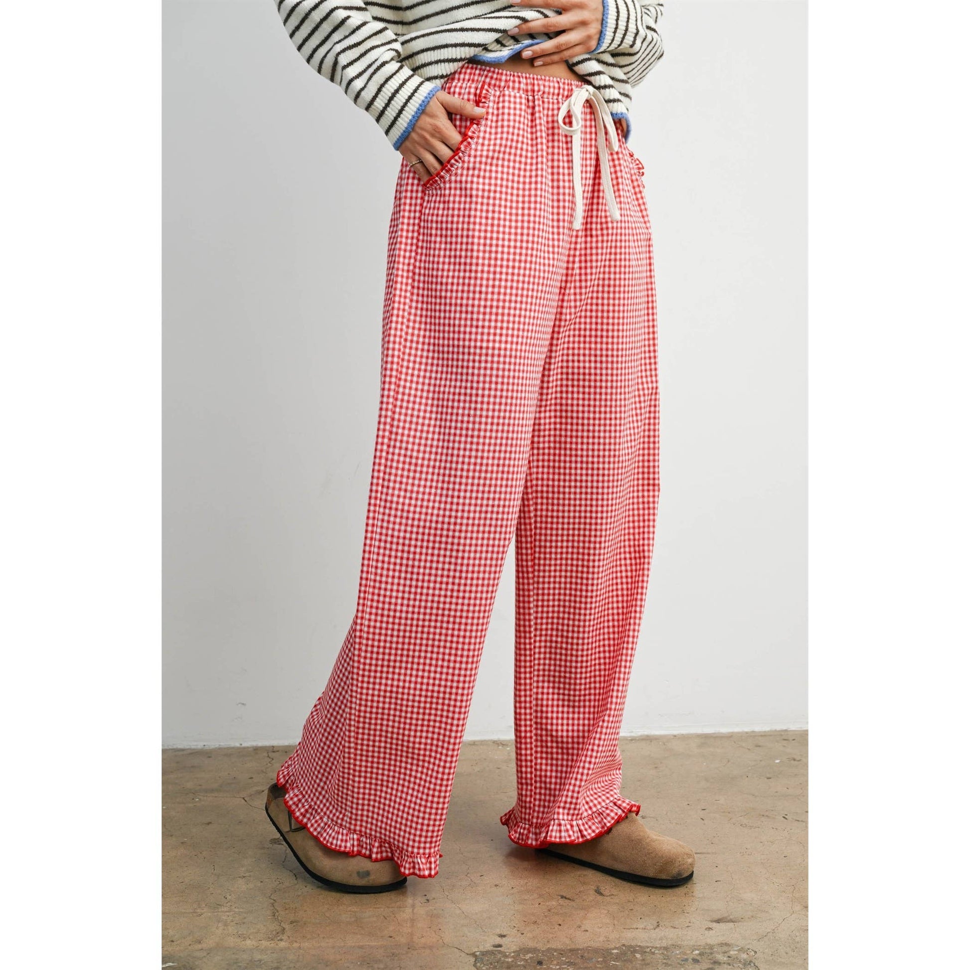 Gingham Ruffle Hem Cropped Pants