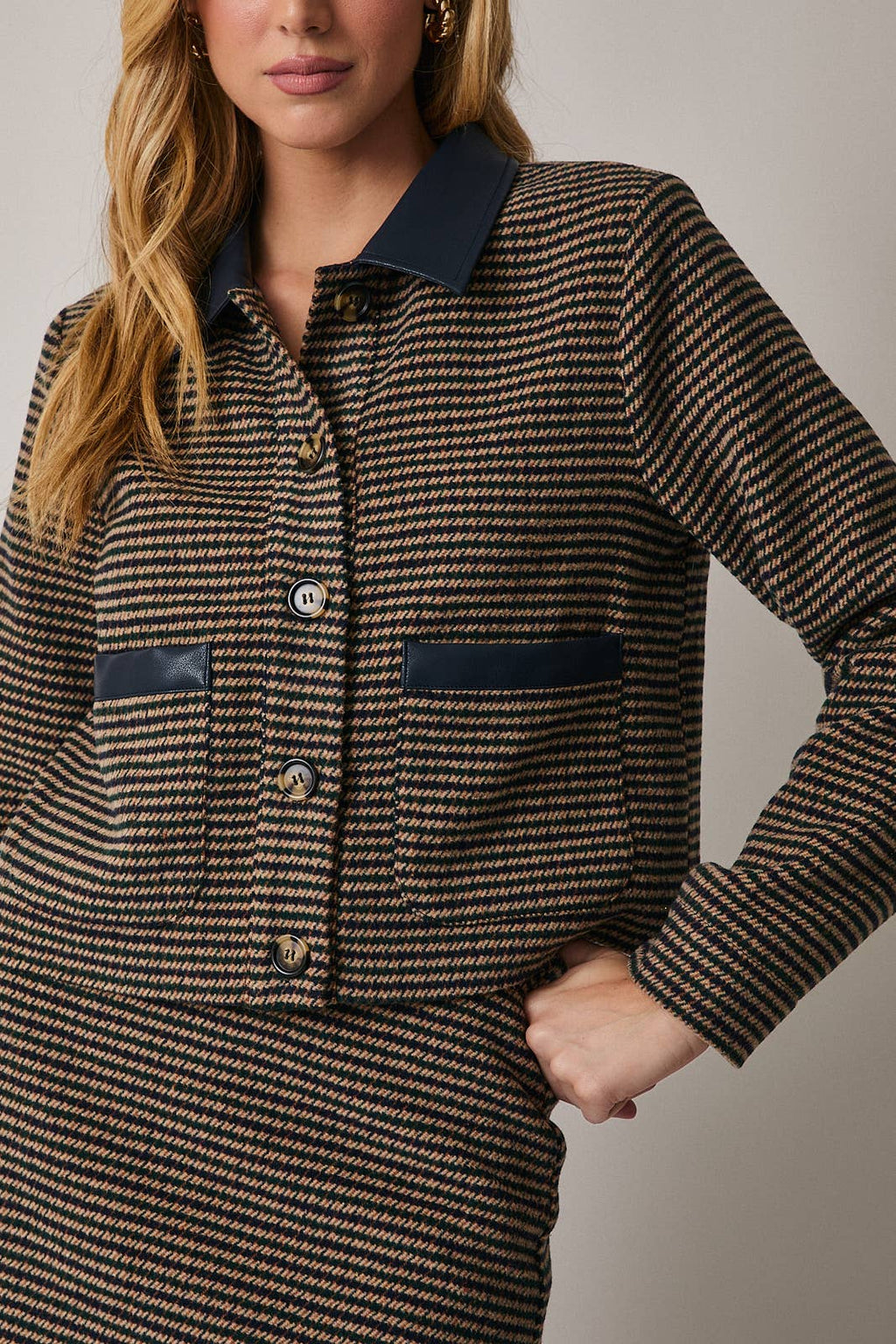 HOUNDSTOOTH SHORT BARN JACKET