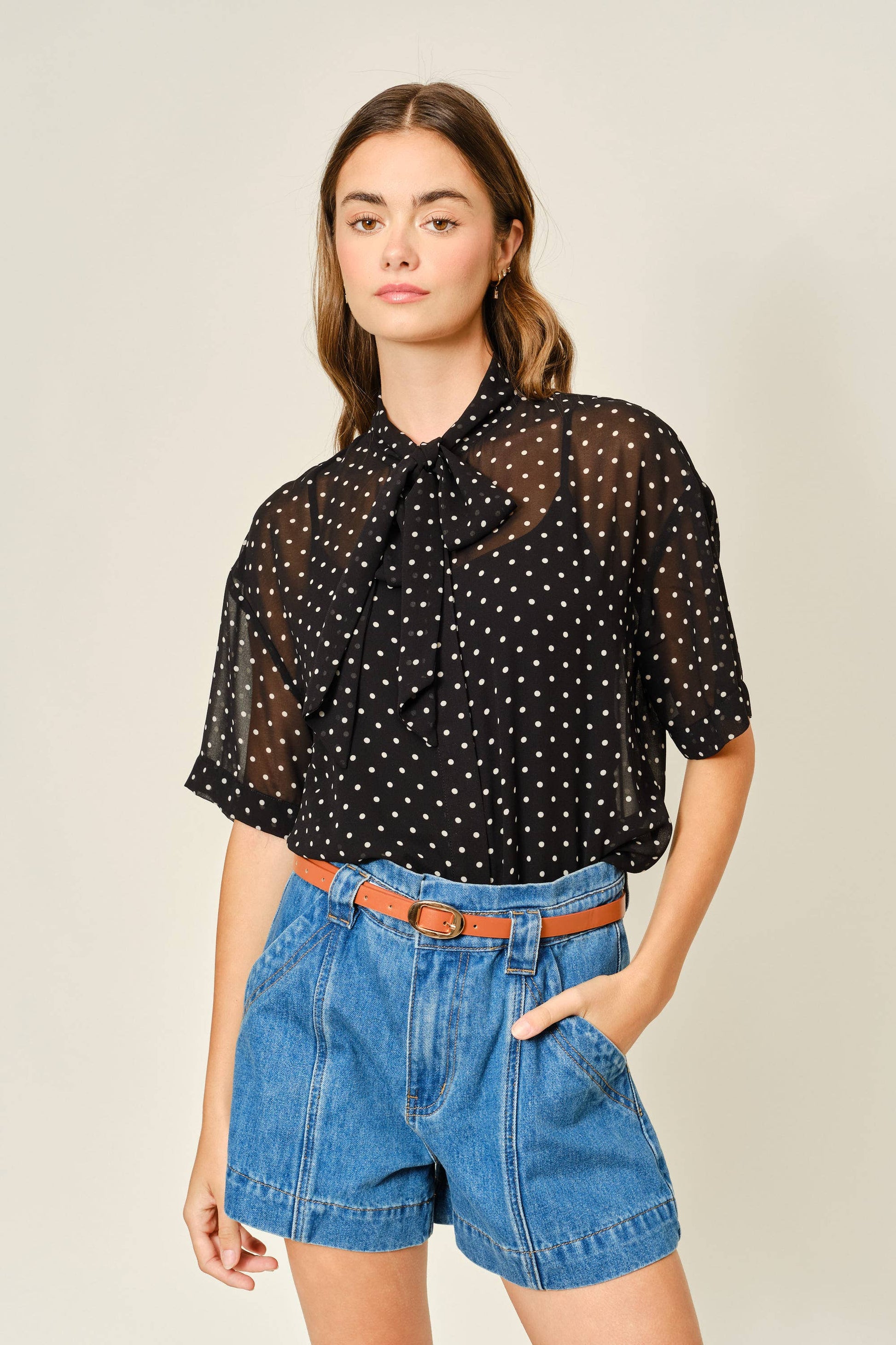 POLKA DOT SHORT SLEEVE RIBBON TIE TOP