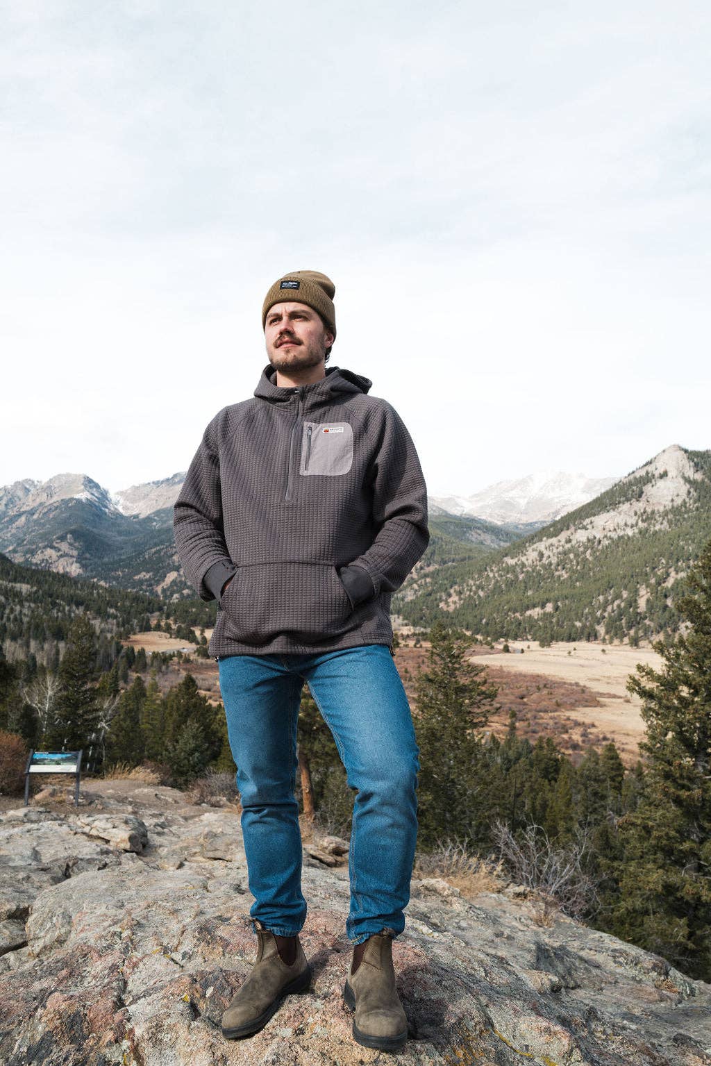 Men's Waffle Tech Hoodie (Carbon)