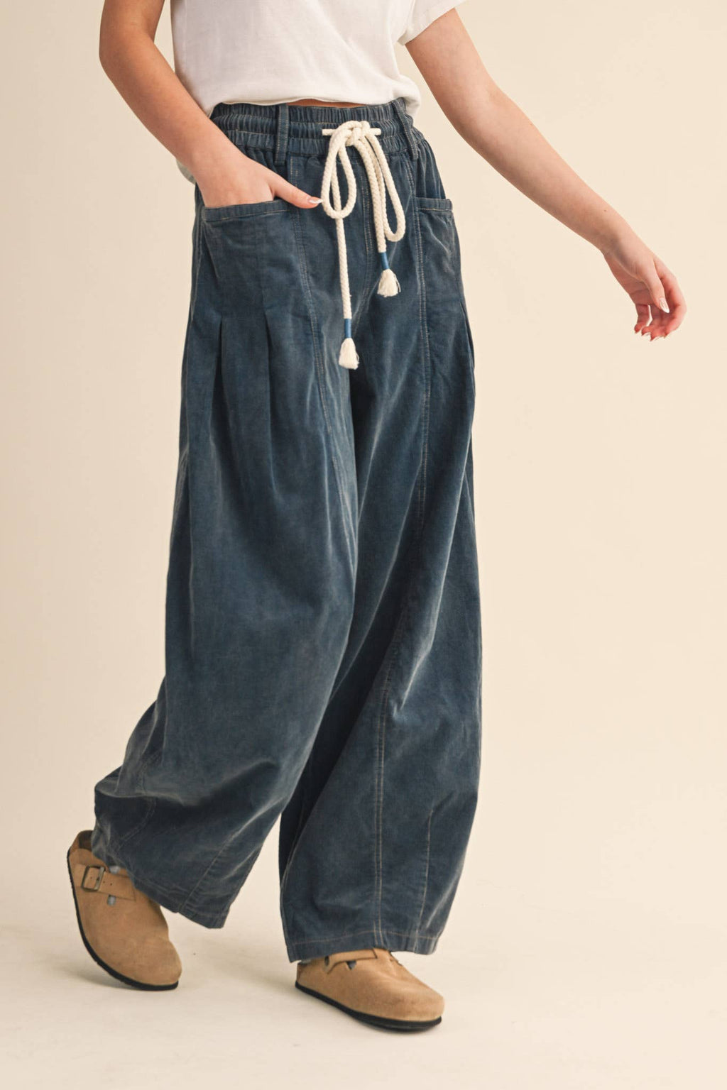 WASHED CORDUROY PLEATED BARREL PANTS MP4155