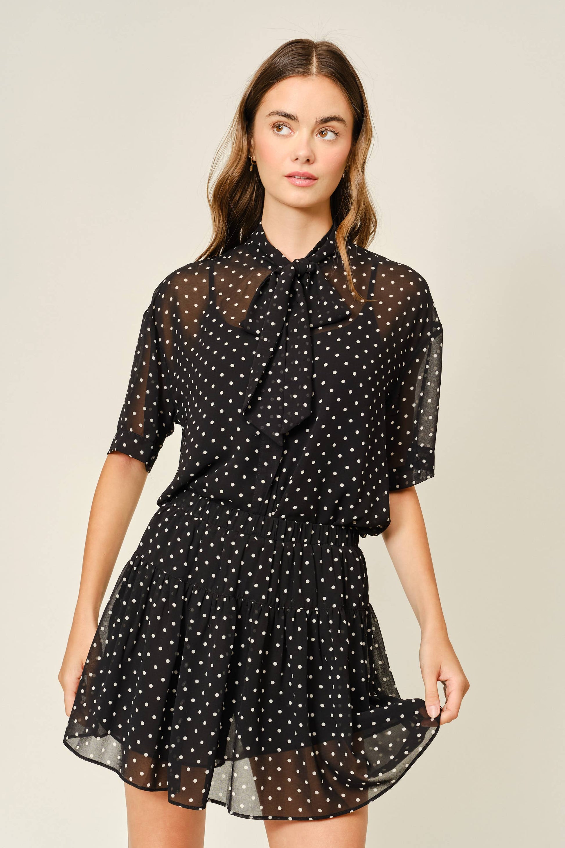 POLKA DOT SHORT SLEEVE RIBBON TIE TOP