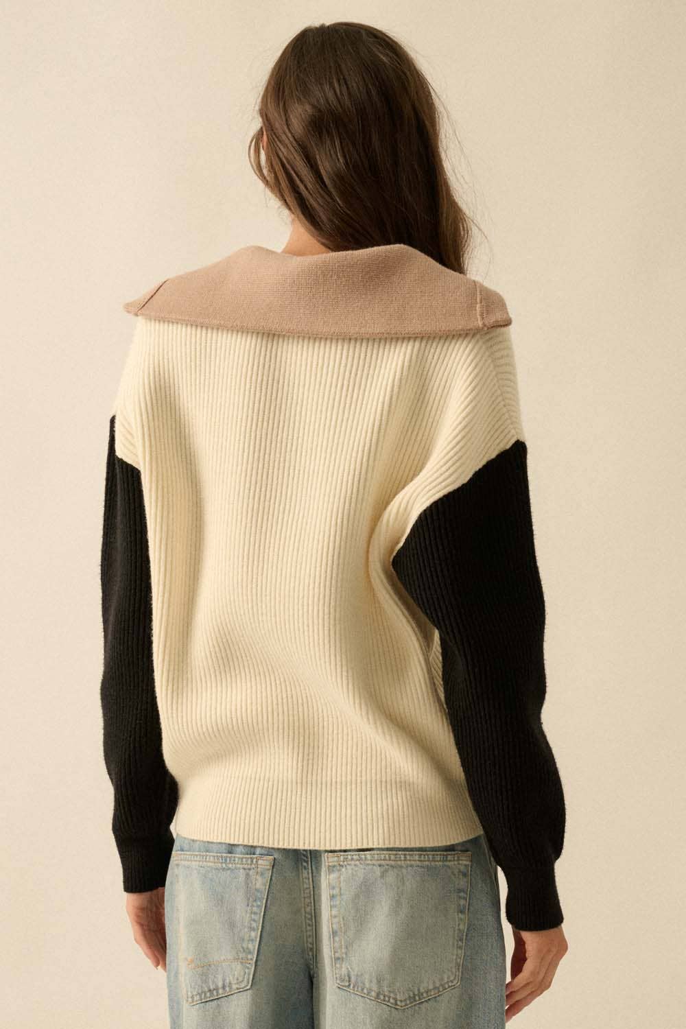 Colorblock Ribbed Knit Flap-Collar V-Neck Sweater