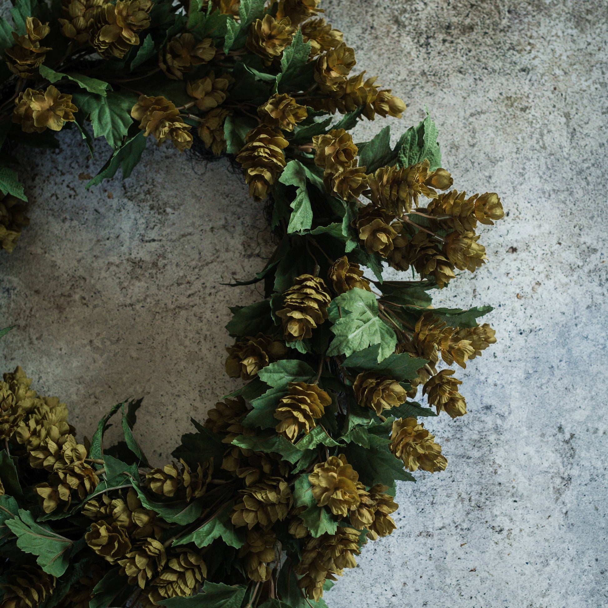 24" GREEN HOPS WREATH