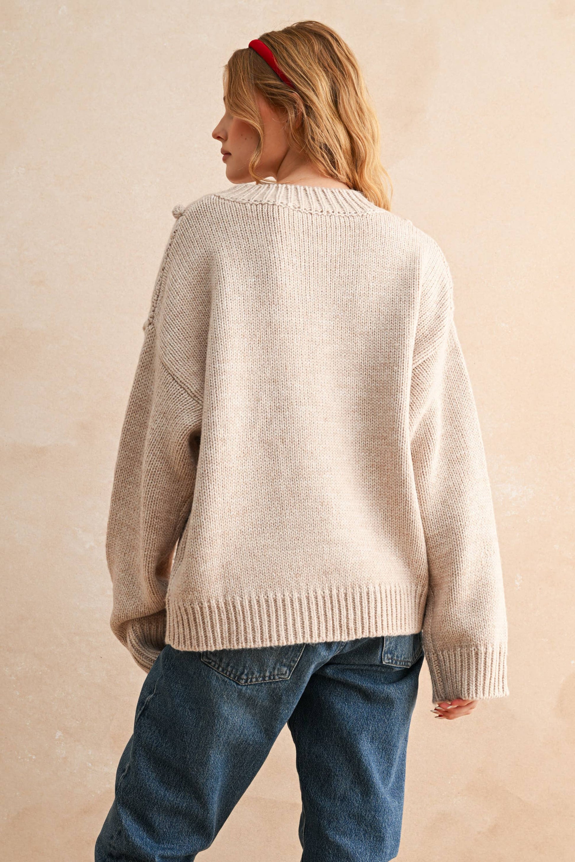 CHERRY TRIM SWEATER