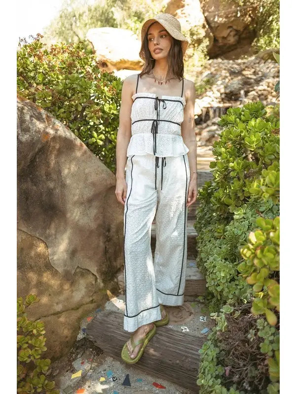 Eyelet Contrast Binding Top