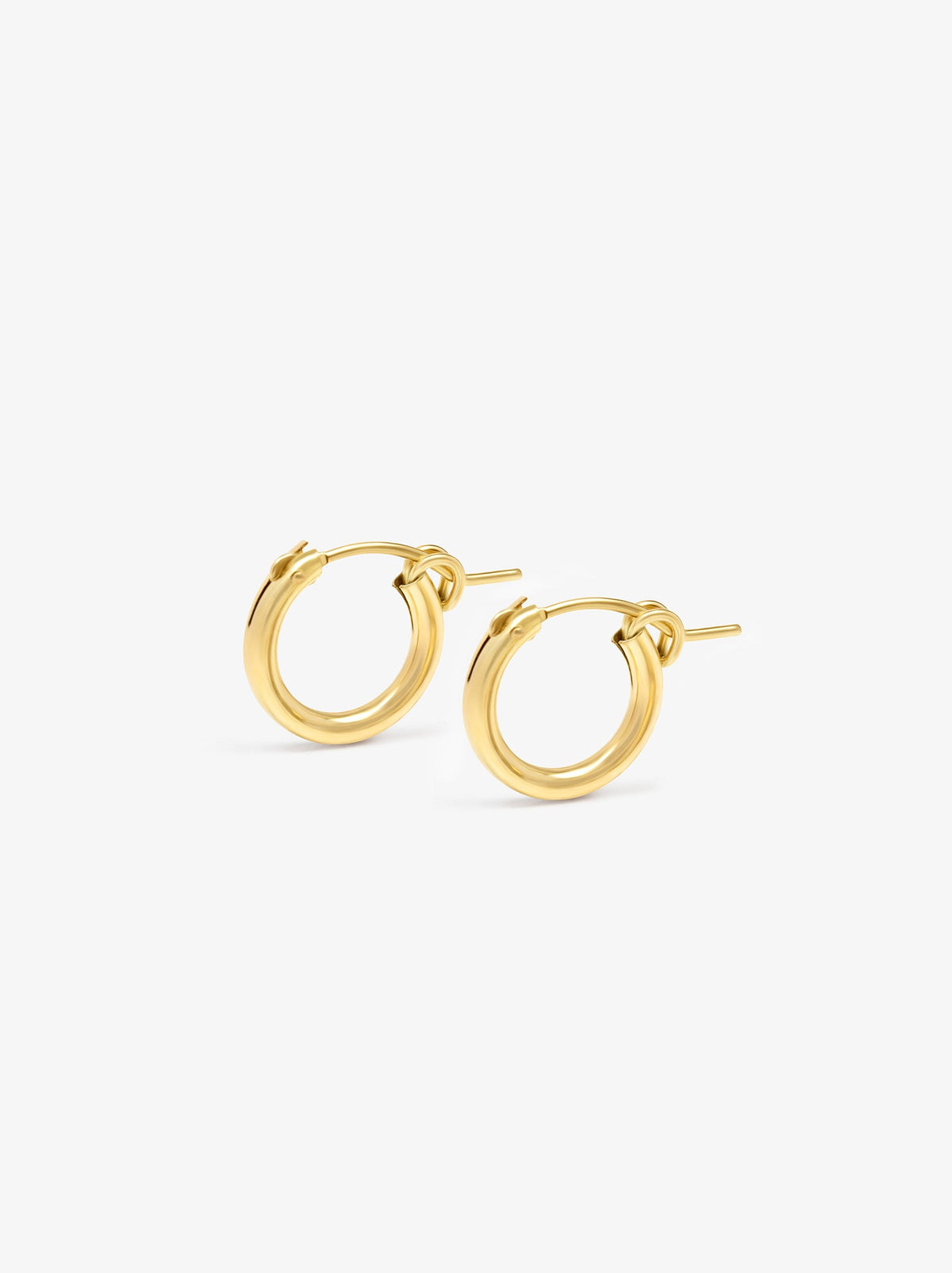 Clara Hoops