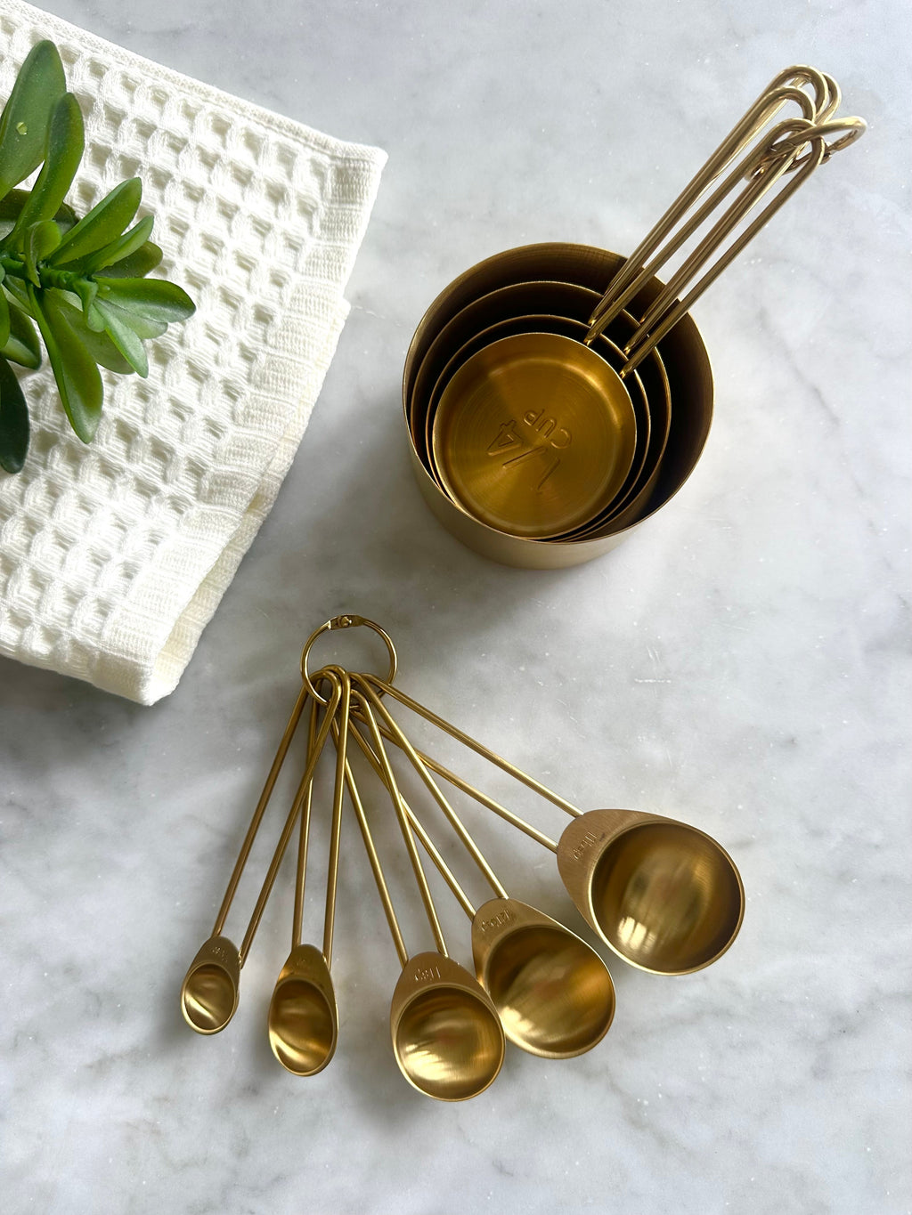 Sorrento Gold Measuring Cups & Spoons Set