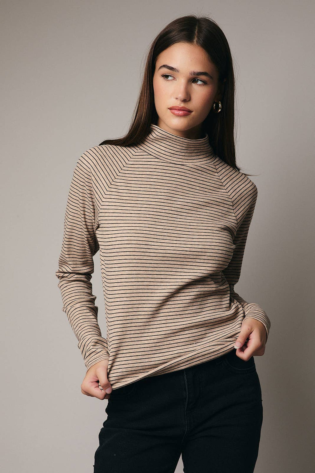 MOCK NECK RAGLAN LONG SLEEVE STRIPE KNIT TOP