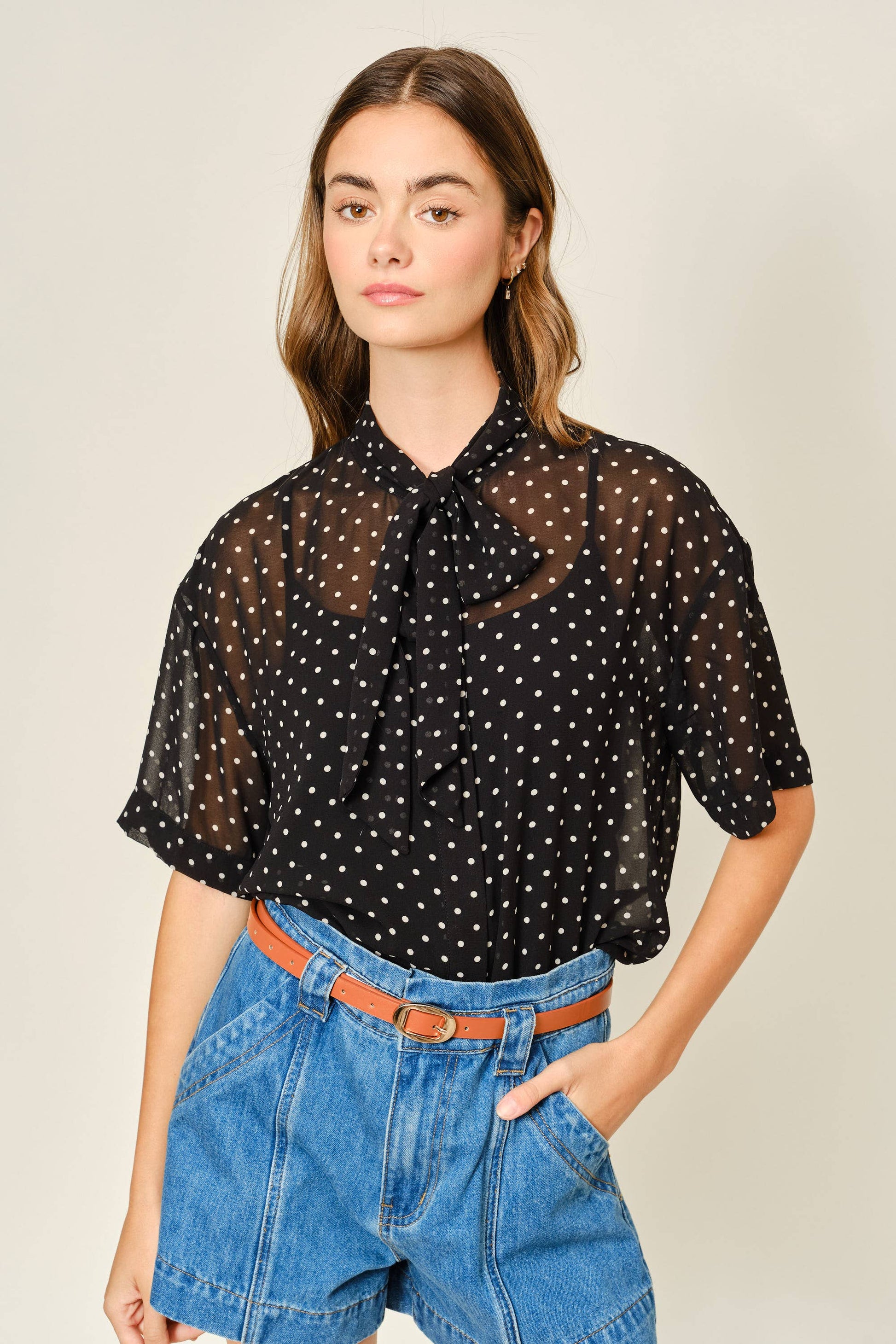 POLKA DOT SHORT SLEEVE RIBBON TIE TOP