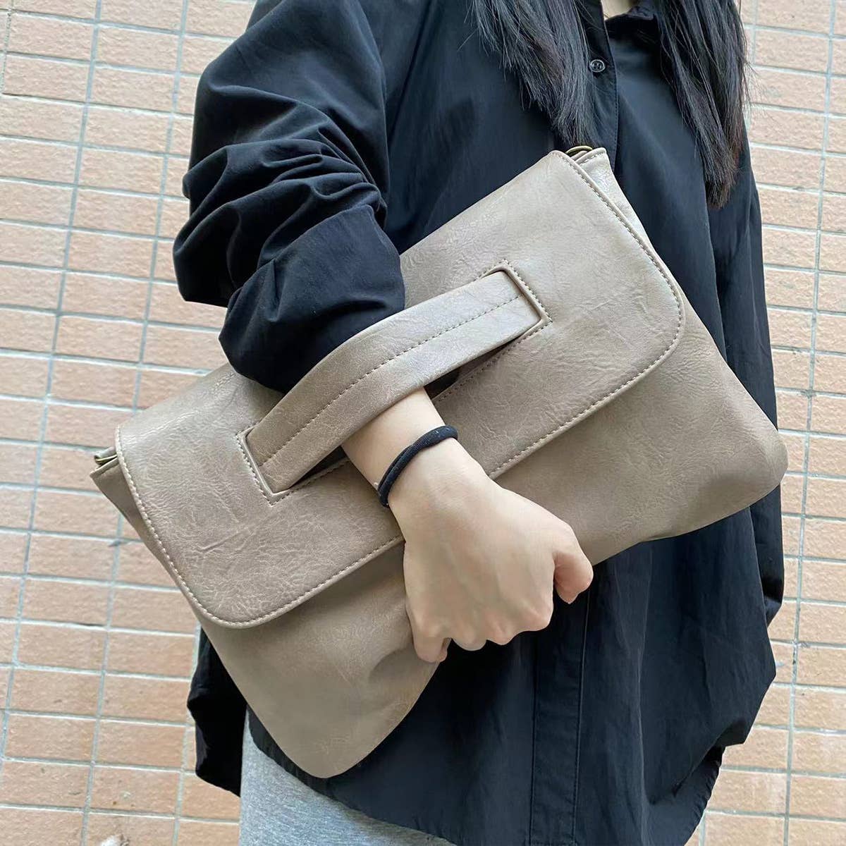 LARGE CAPACITY FILE STORAGE CLUTCH BAG