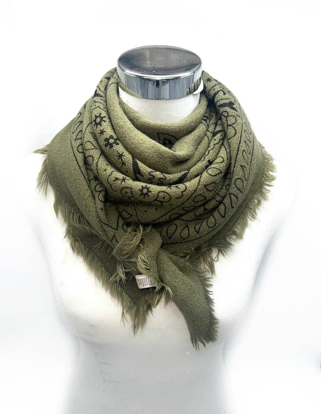 K4 Large square scarves with bandana patterns