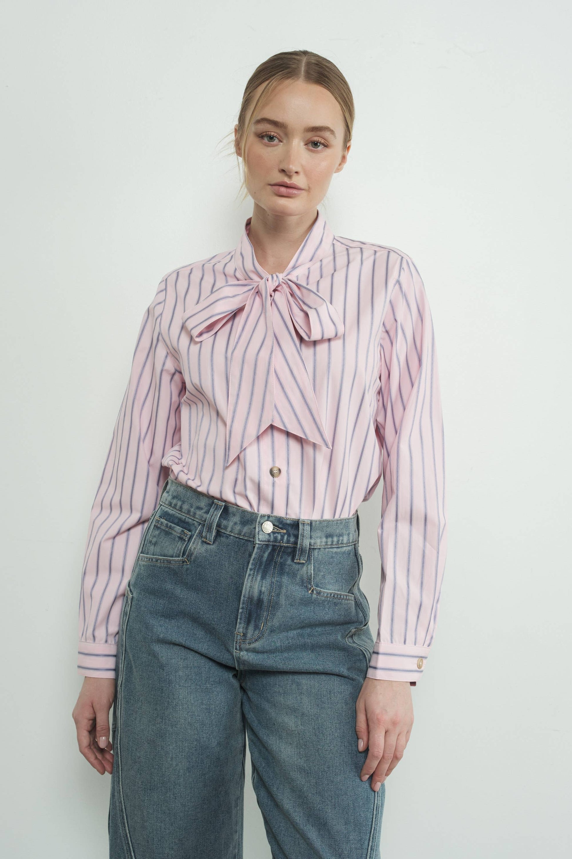 STRIPED BOW TIE SHIRT - BEIGE