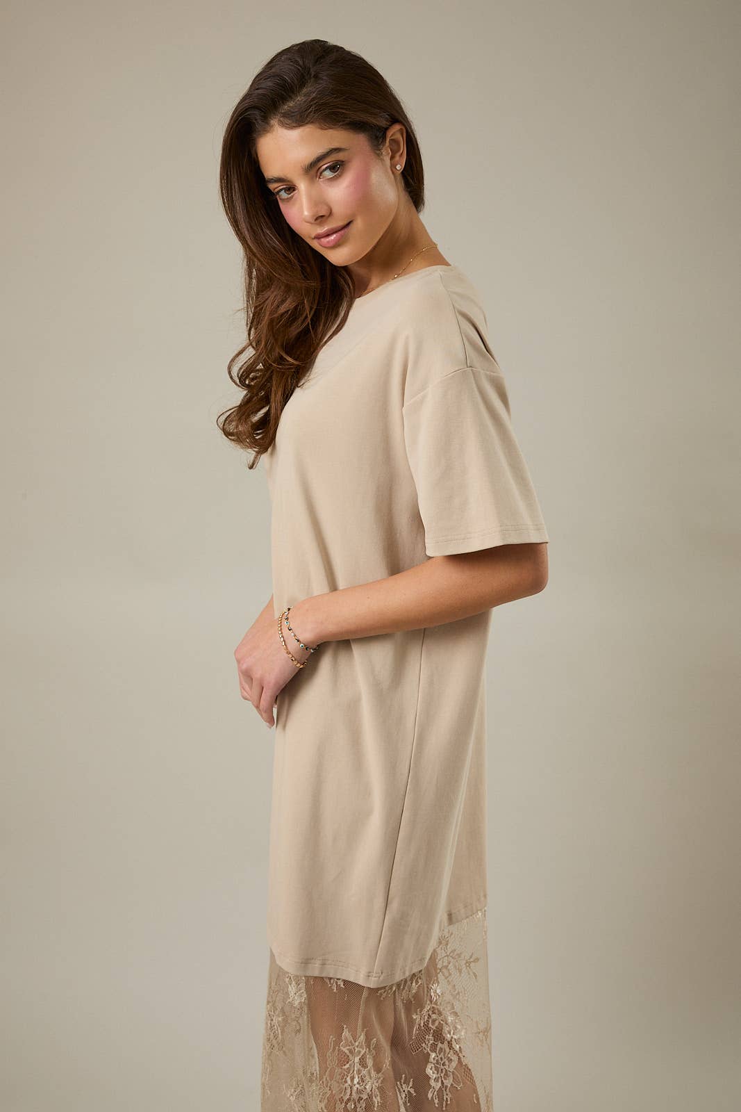 ROUND NECK LACE JOINED T-SHIRT MAXI DRESS