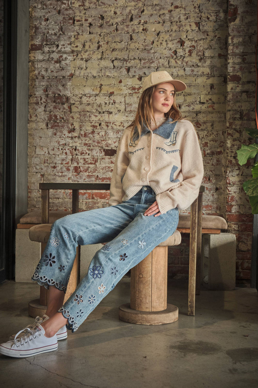 Western Boot Collar Knit Cardigan