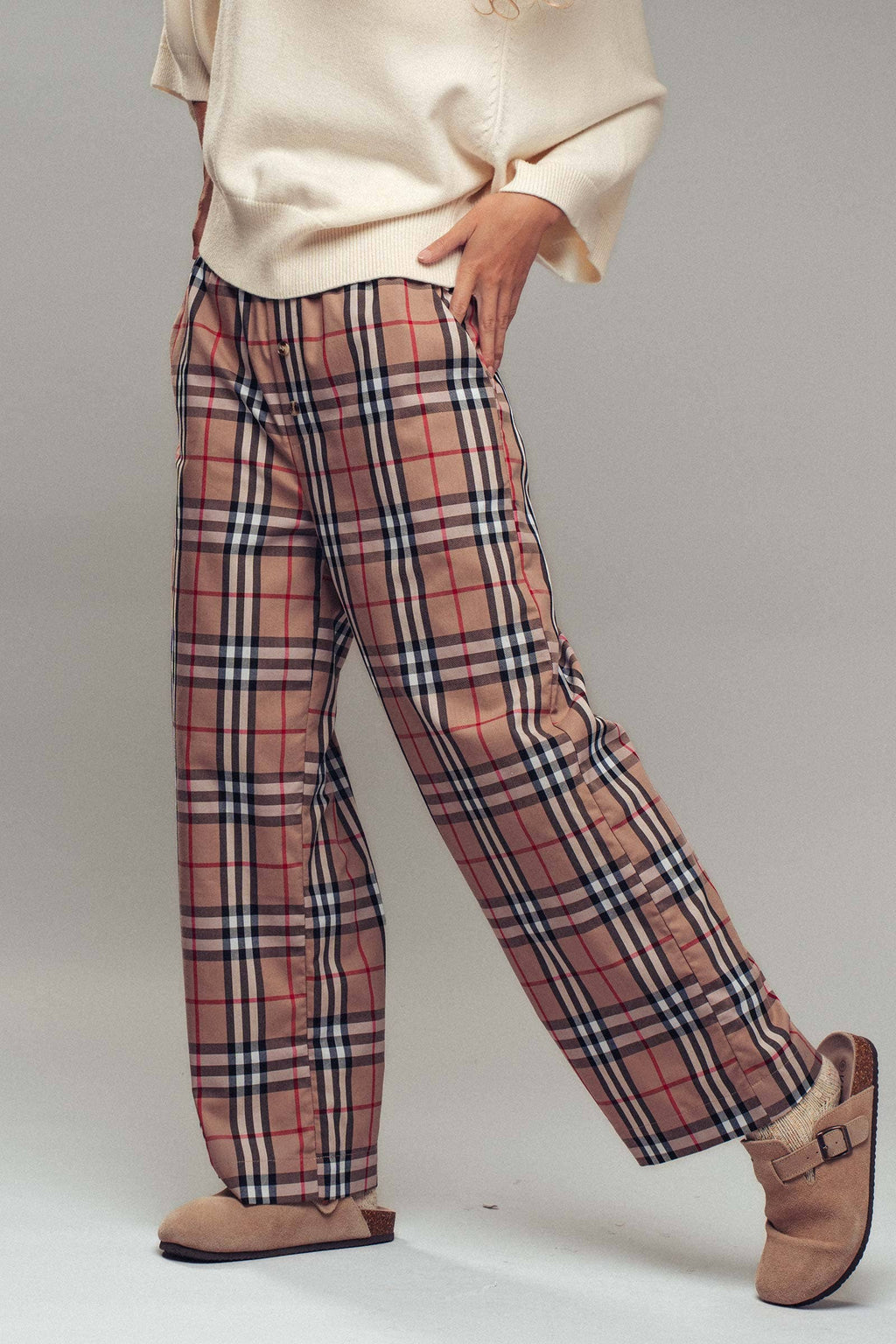 Plaid Barrel-Leg Drop Waist Pants