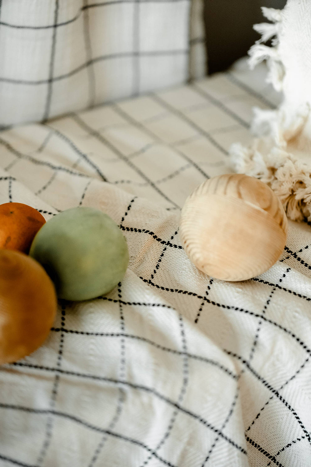 Cream Checkered Farmhouse Throw Blanket & Bedspread