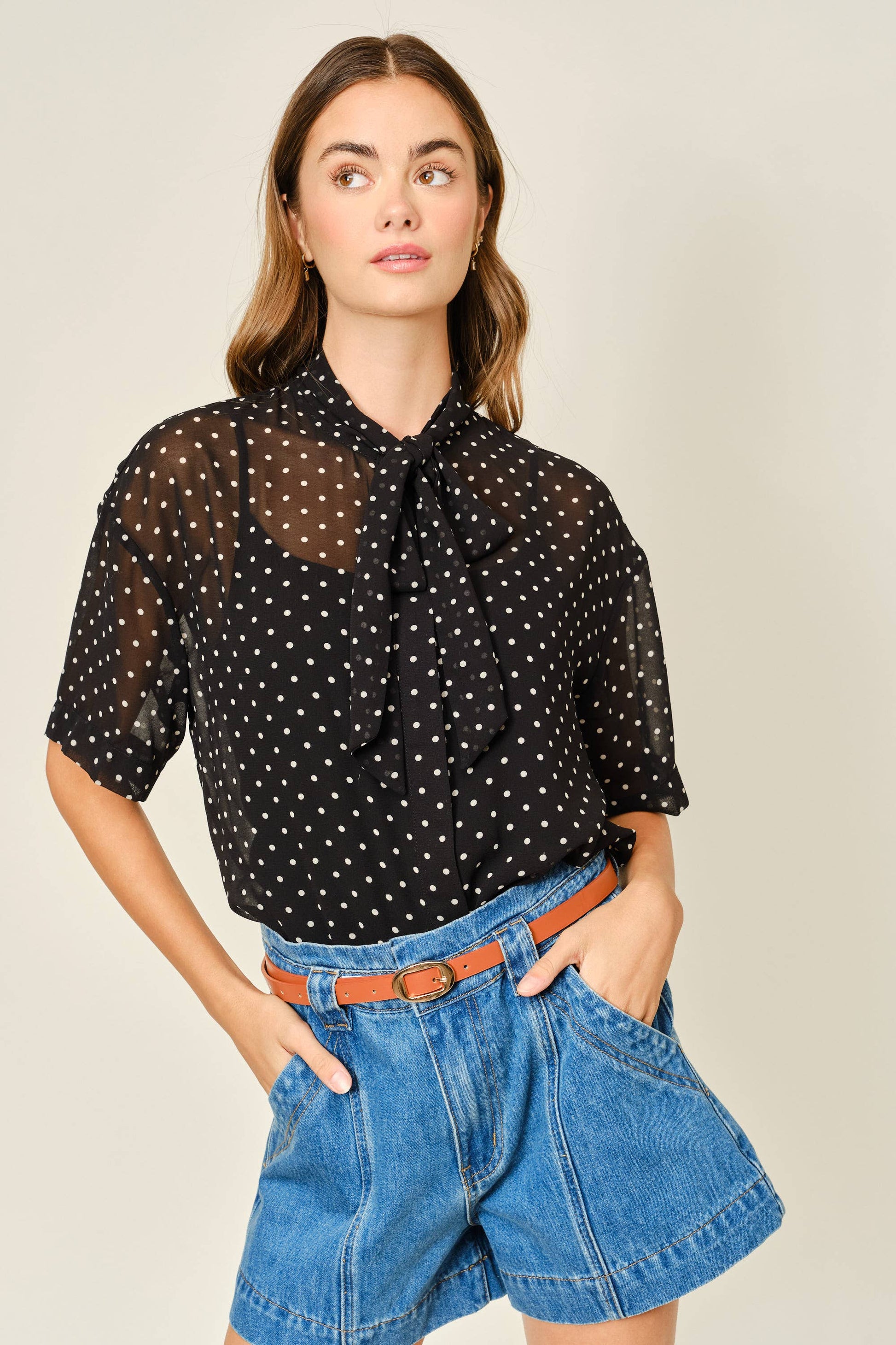 POLKA DOT SHORT SLEEVE RIBBON TIE TOP