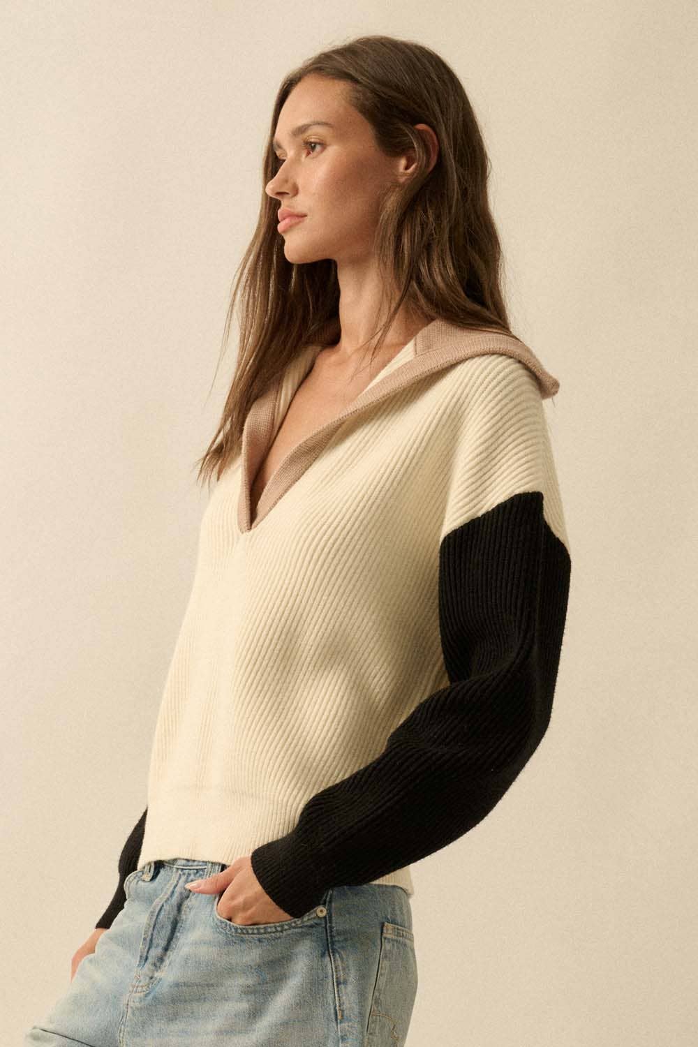 Colorblock Ribbed Knit Flap-Collar V-Neck Sweater