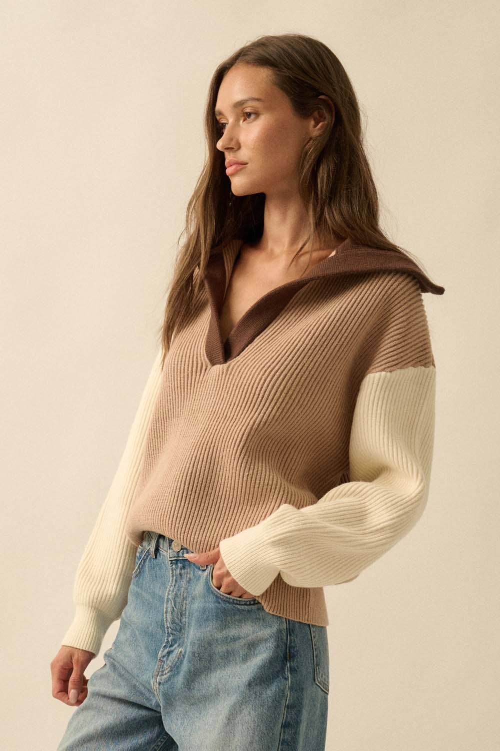 Colorblock Ribbed Knit Flap-Collar V-Neck Sweater