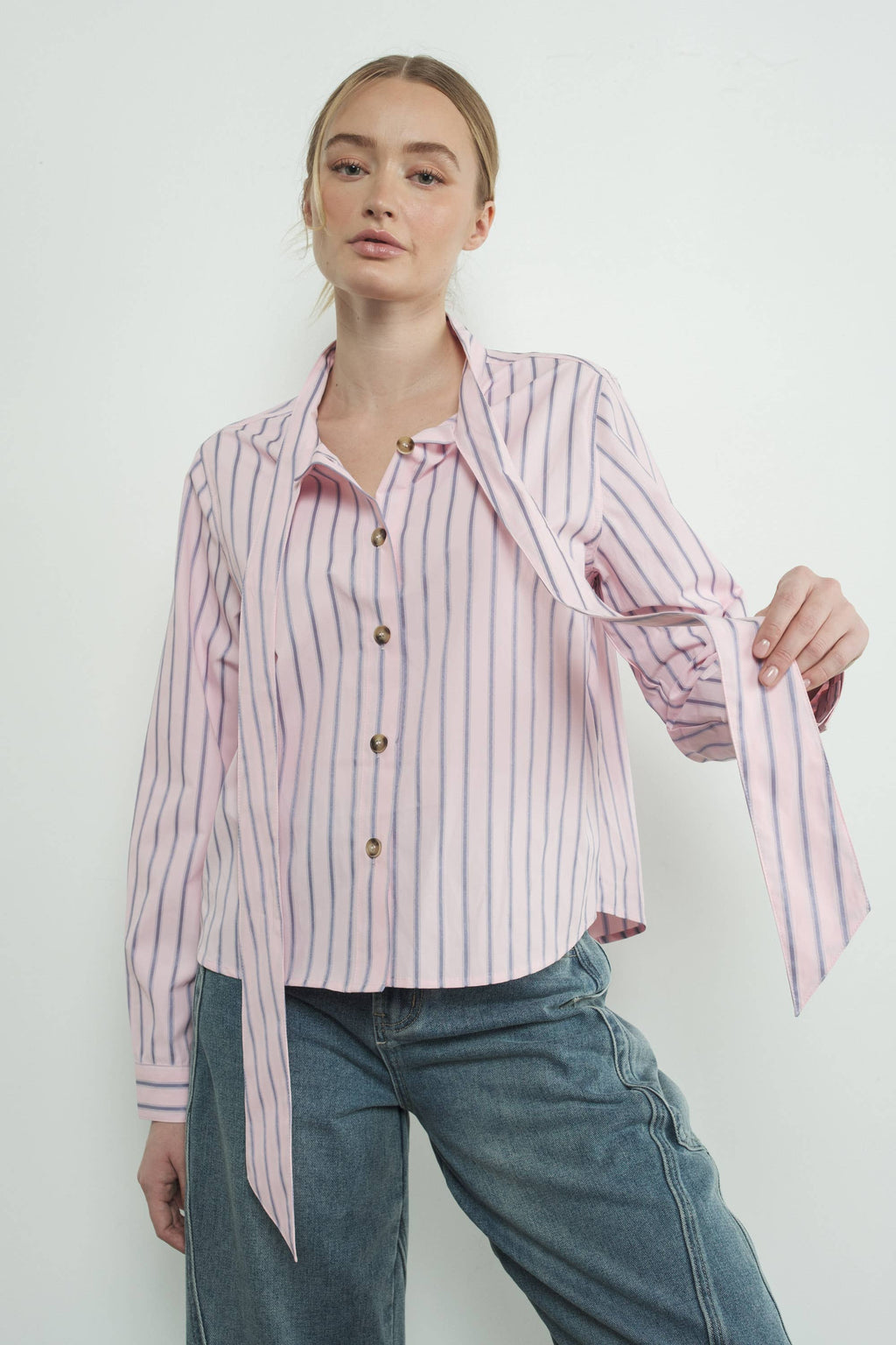 STRIPED BOW TIE SHIRT - BEIGE