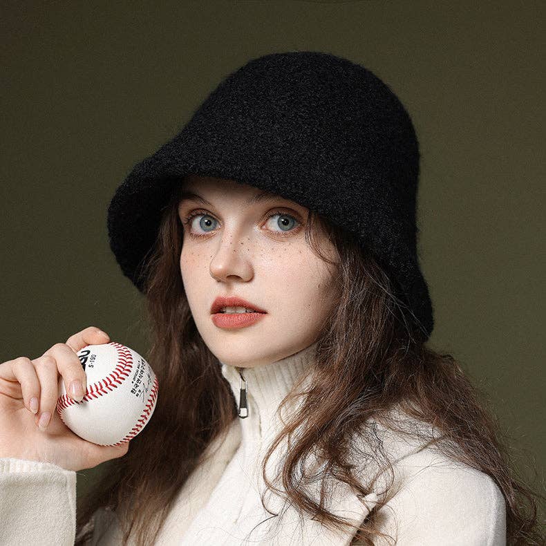 Haila - Elegant Bucket Hat for Fall and Winter