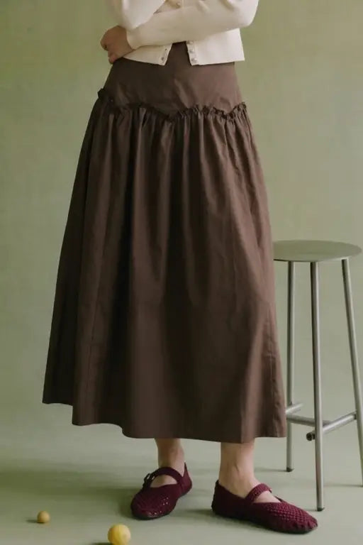 Arch Seam And Ruffle Detail Taffeta Midi Skirt