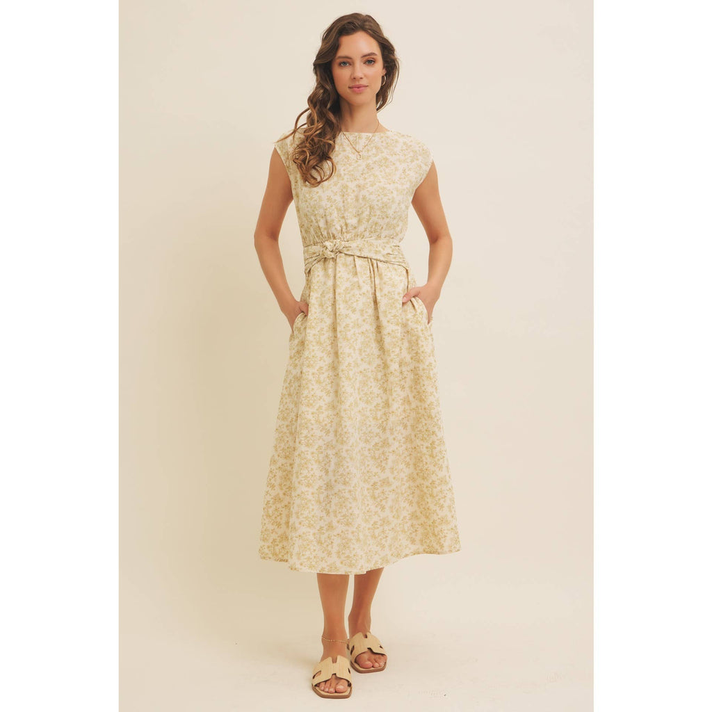 BOAT NECK PLEATED SLEEVELESS FLORAL MIDI DRESS