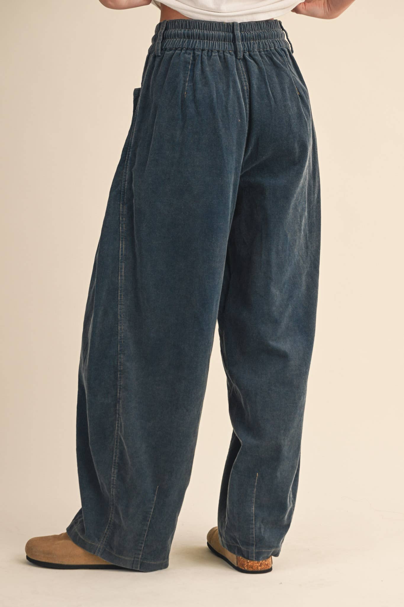 WASHED CORDUROY PLEATED BARREL PANTS MP4155
