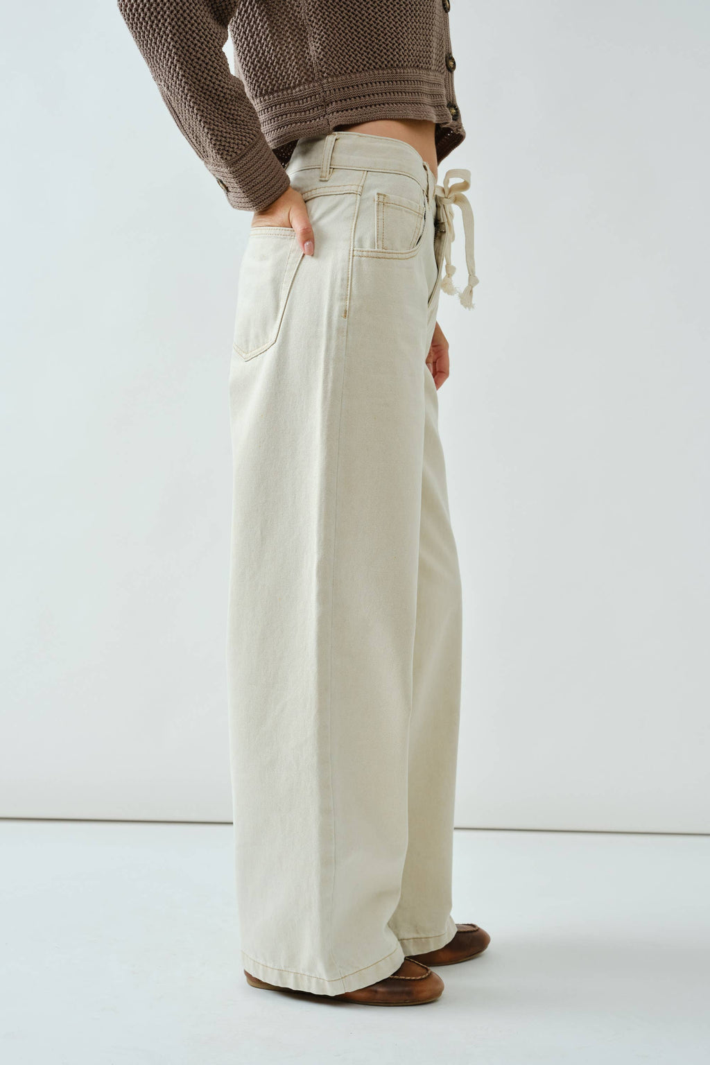 DRAWSTRING WAIST BOTTOM FLY STRAIGHT JEANS