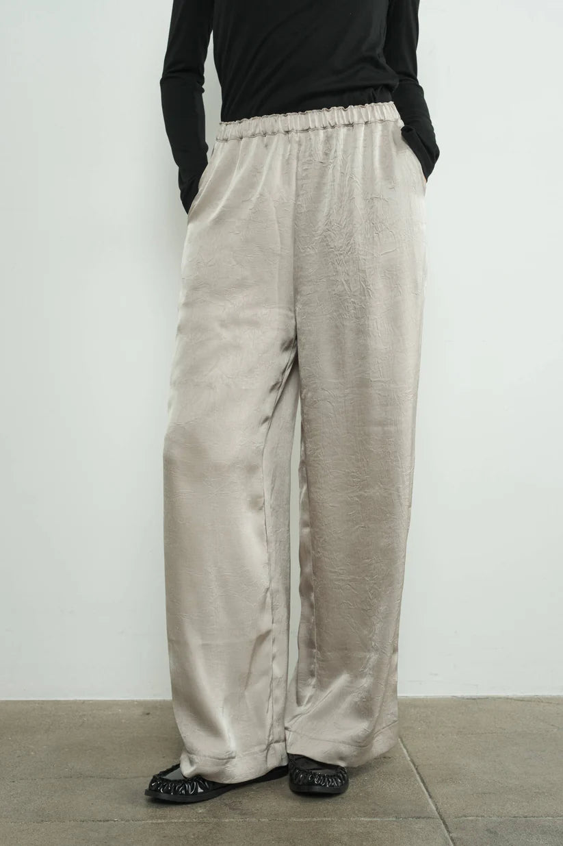 Crinkle Satin Relaxed Pant - Sage