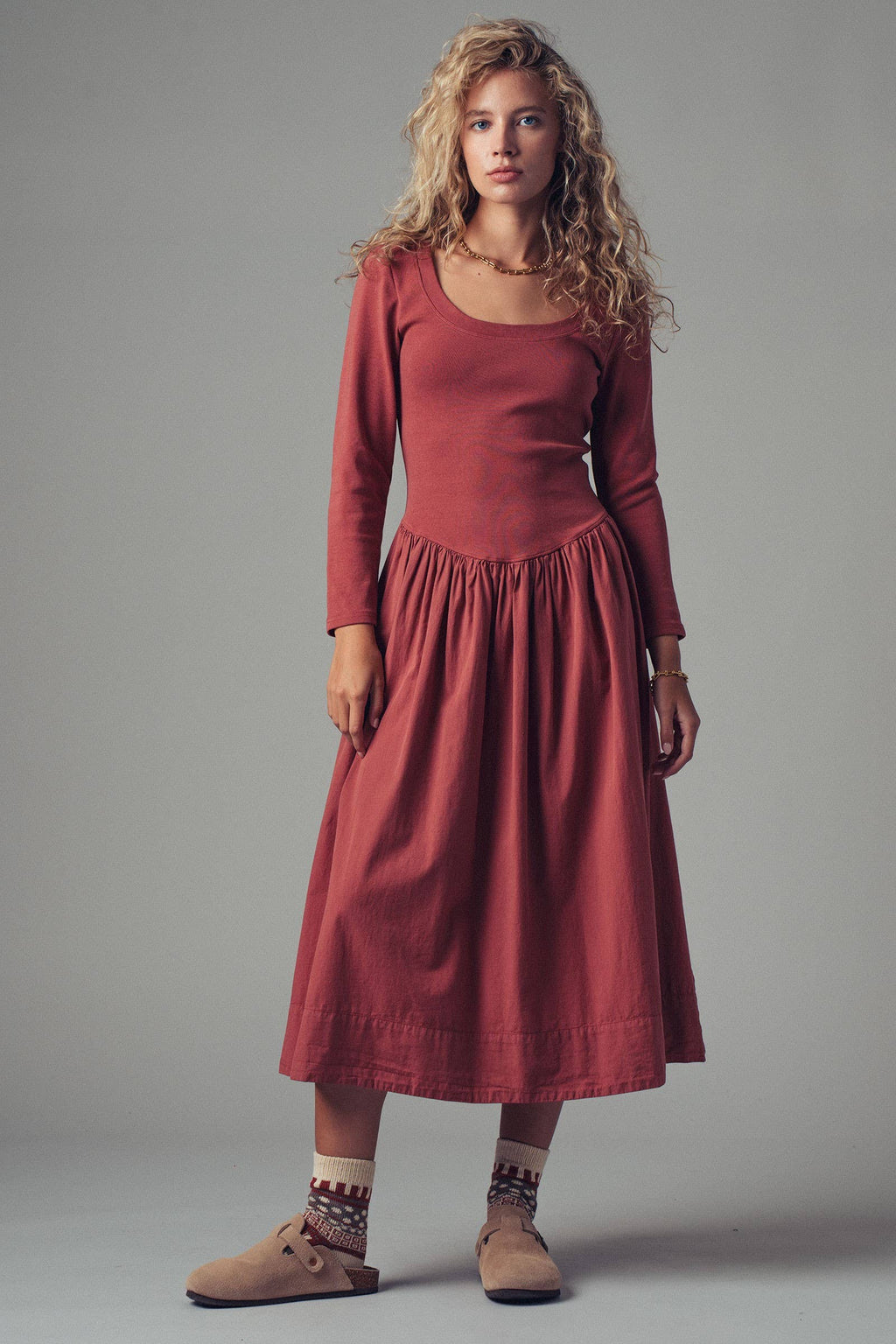 Elegant  Gathered Midi Dress