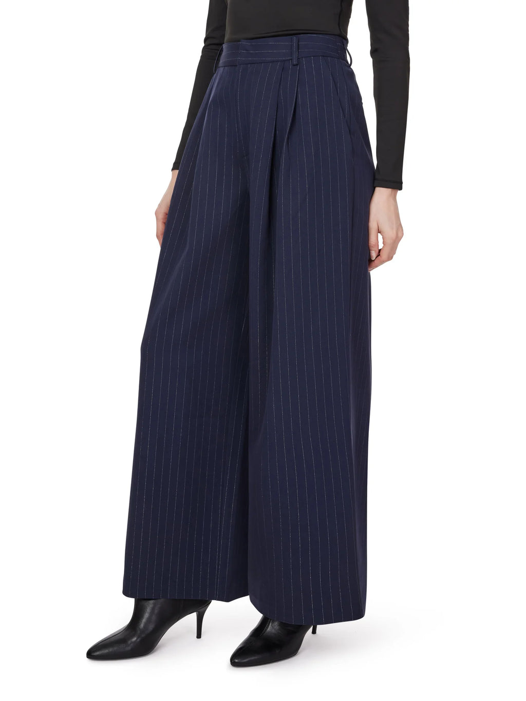 PINSTRIPE TROUSER IN DARK SAPPHIRE