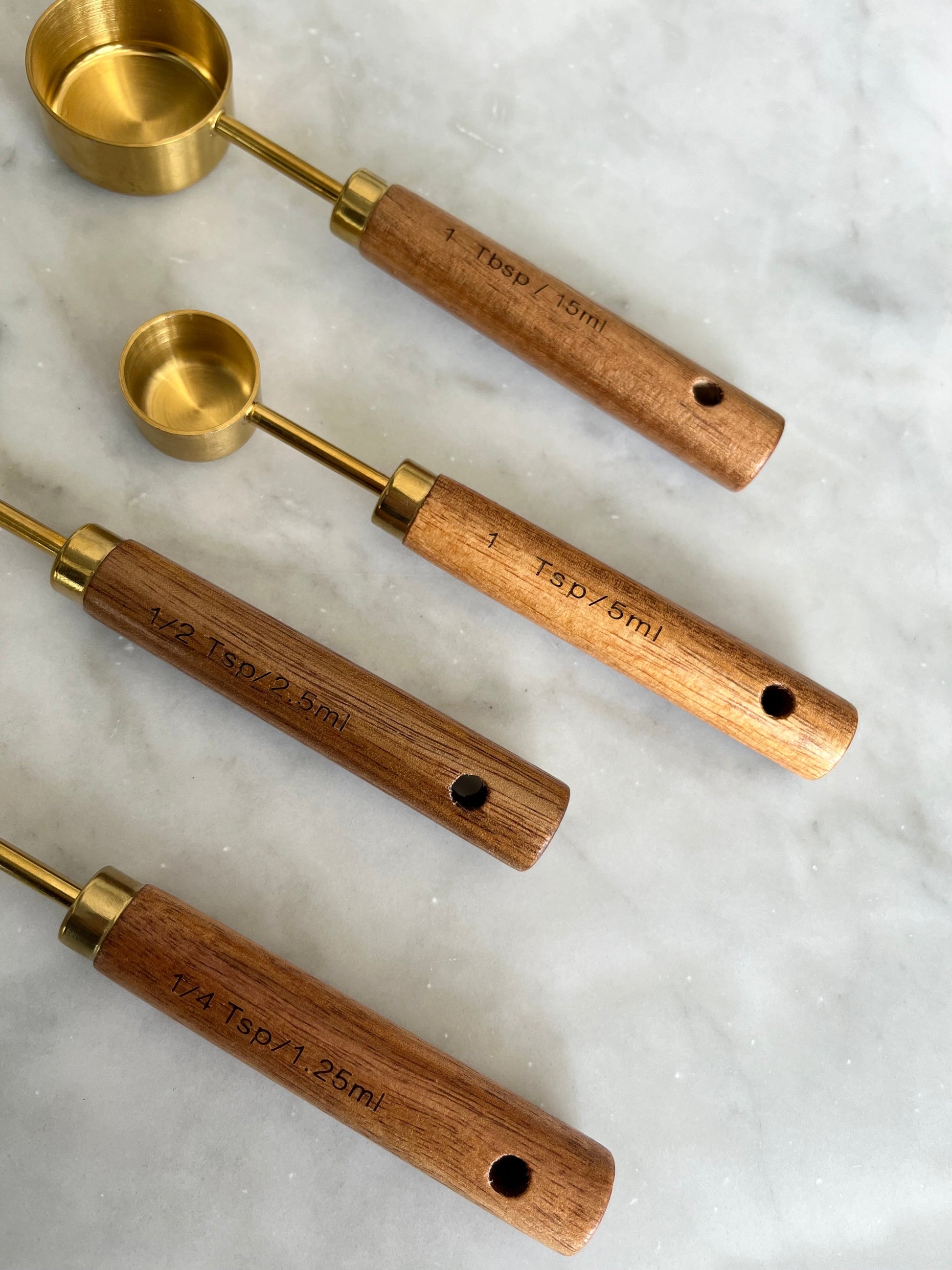 Montecito Acacia Wood & Gold Measuring Cups & Spoons Set