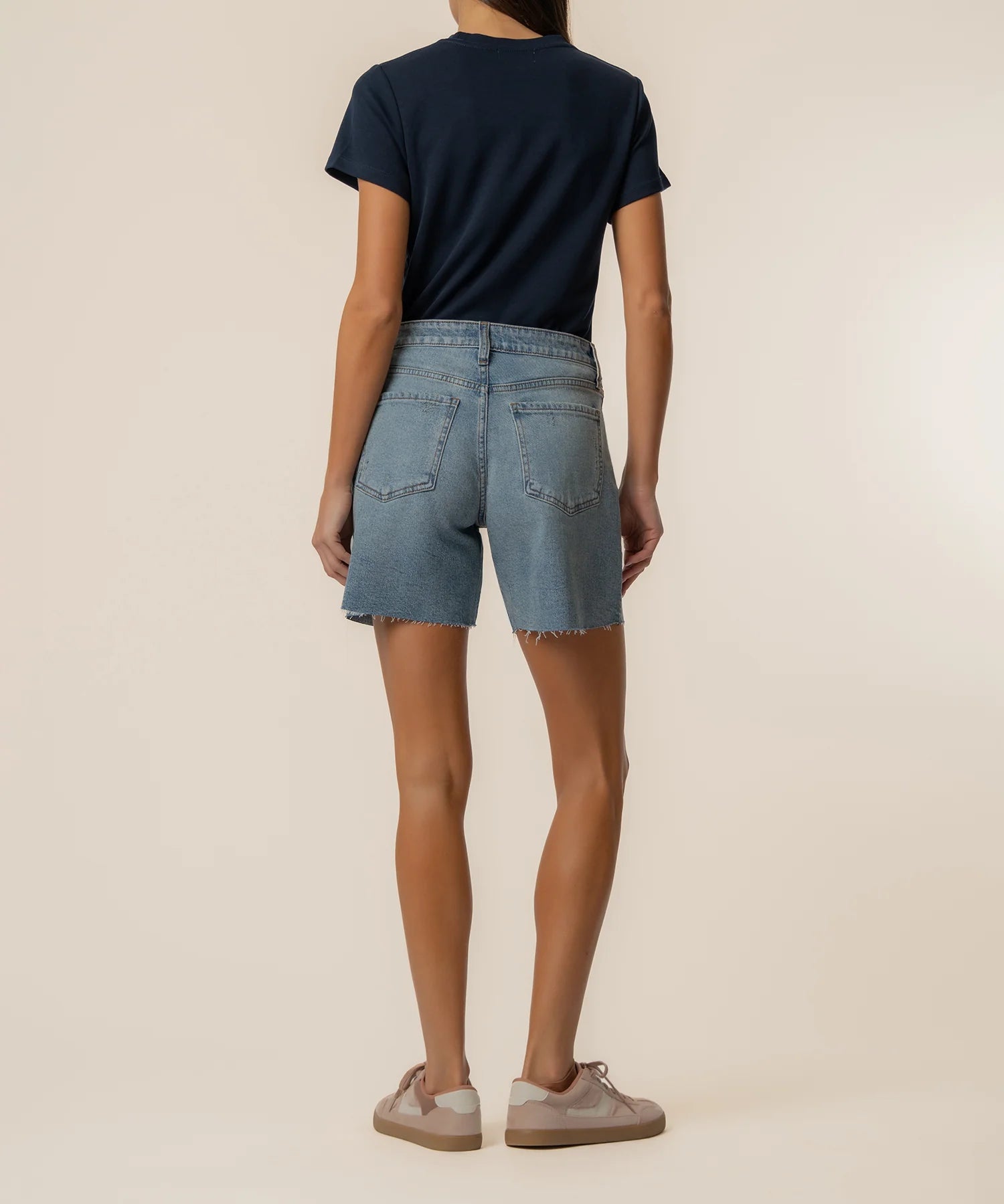 Hailey High Rise Short W/raw Hem