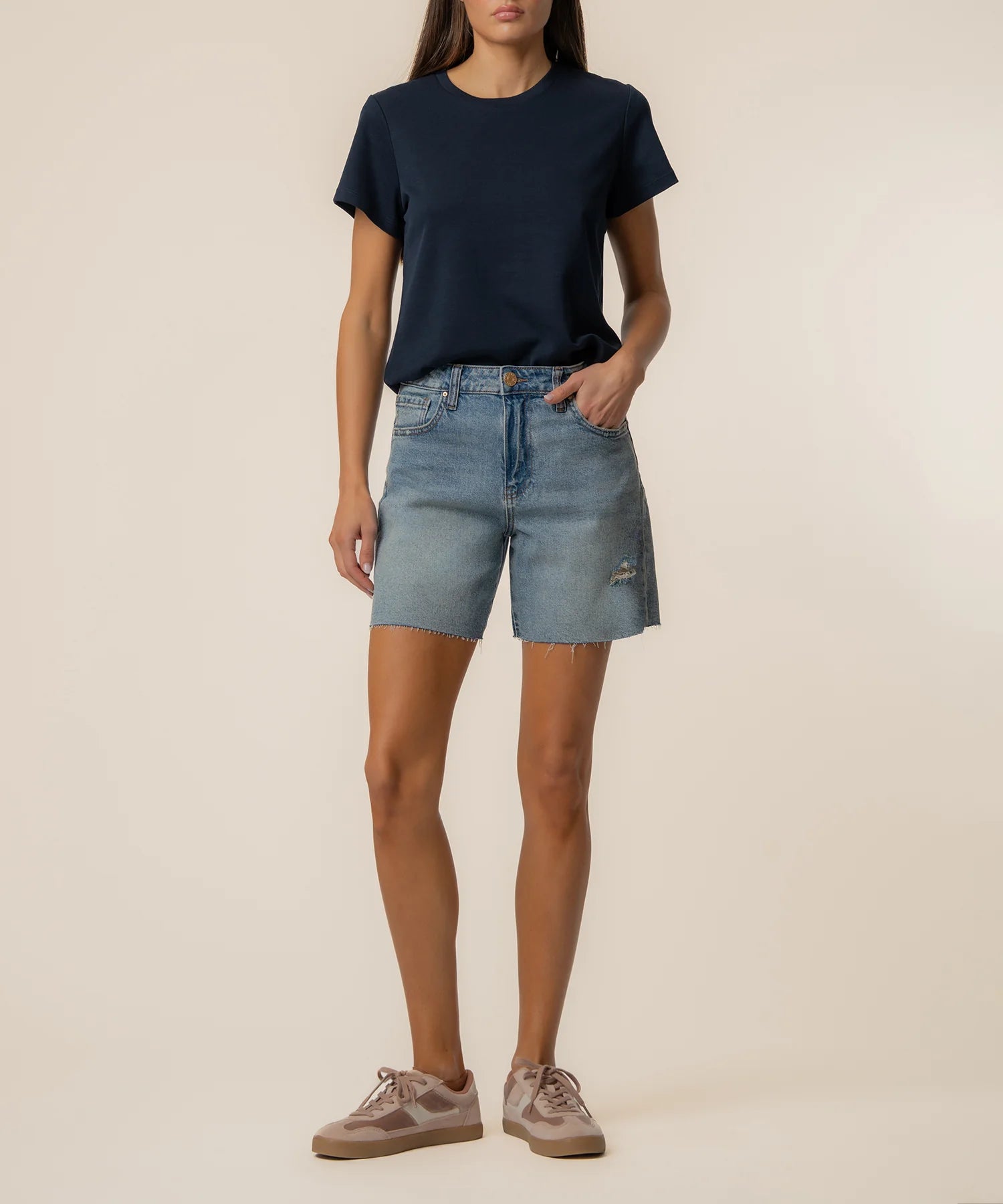 Hailey High Rise Short W/raw Hem
