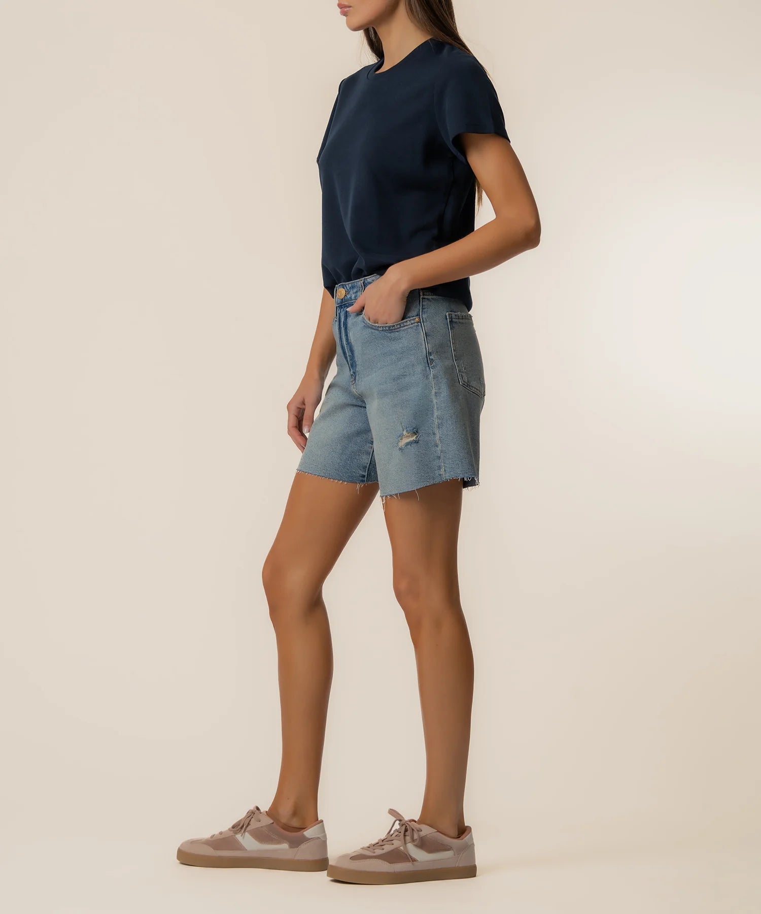 Hailey High Rise Short W/raw Hem